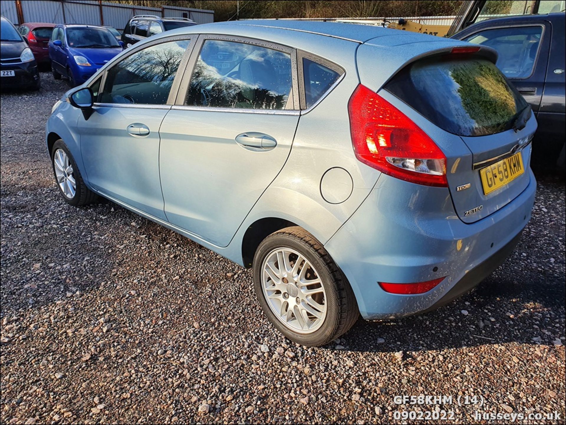 08/58 FORD FIESTA ZETEC 68 TDCI - 1399cc 5dr Hatchback (Blue, 94k) - Image 15 of 44