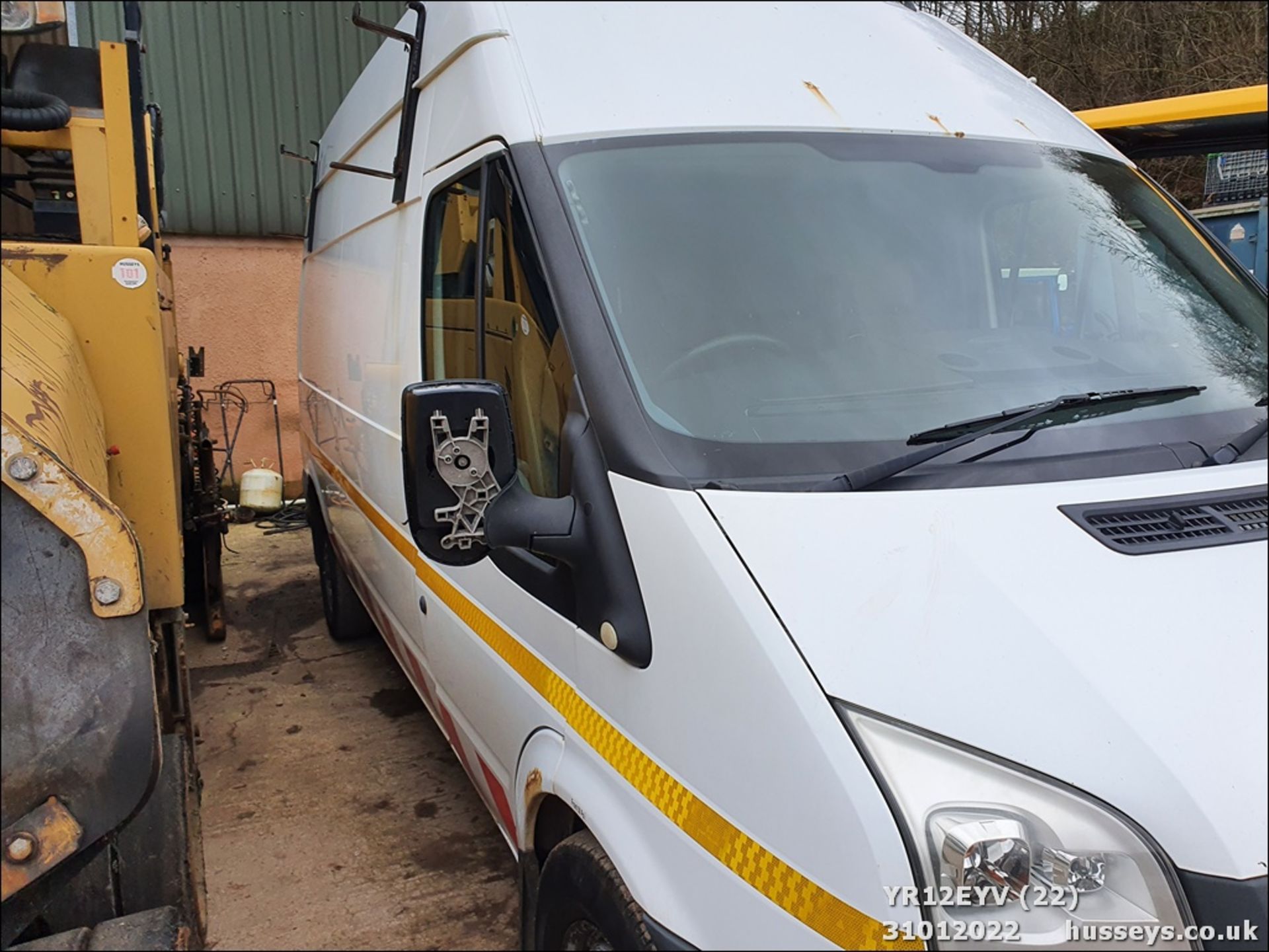 12/12 FORD TRANSIT 100 T350L RWD - 2402cc Van (White) - Image 22 of 22