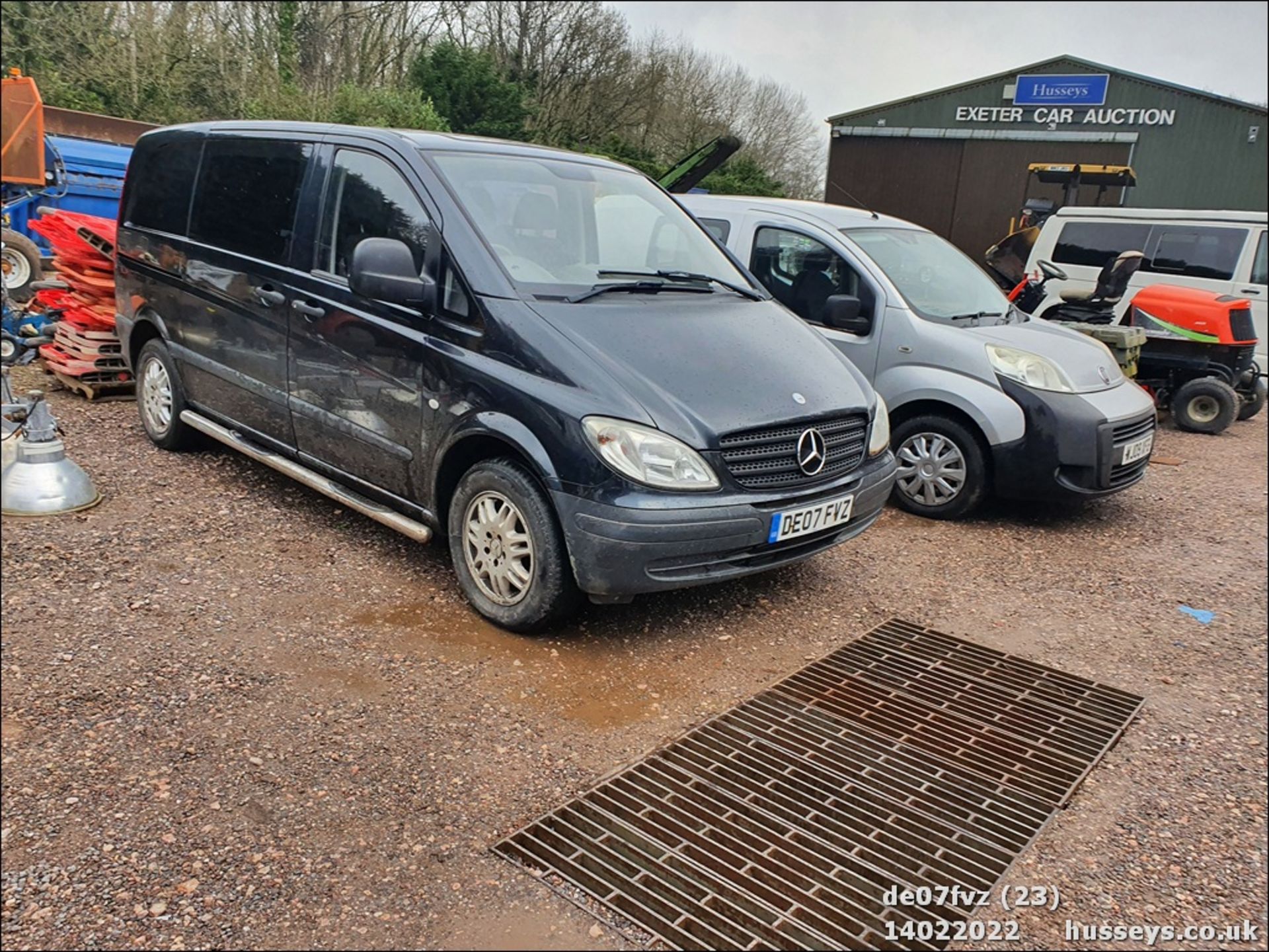 07/07 MERCEDES VITO 111 CDI COMPACT - 2148cc Van (Black) - Image 23 of 29