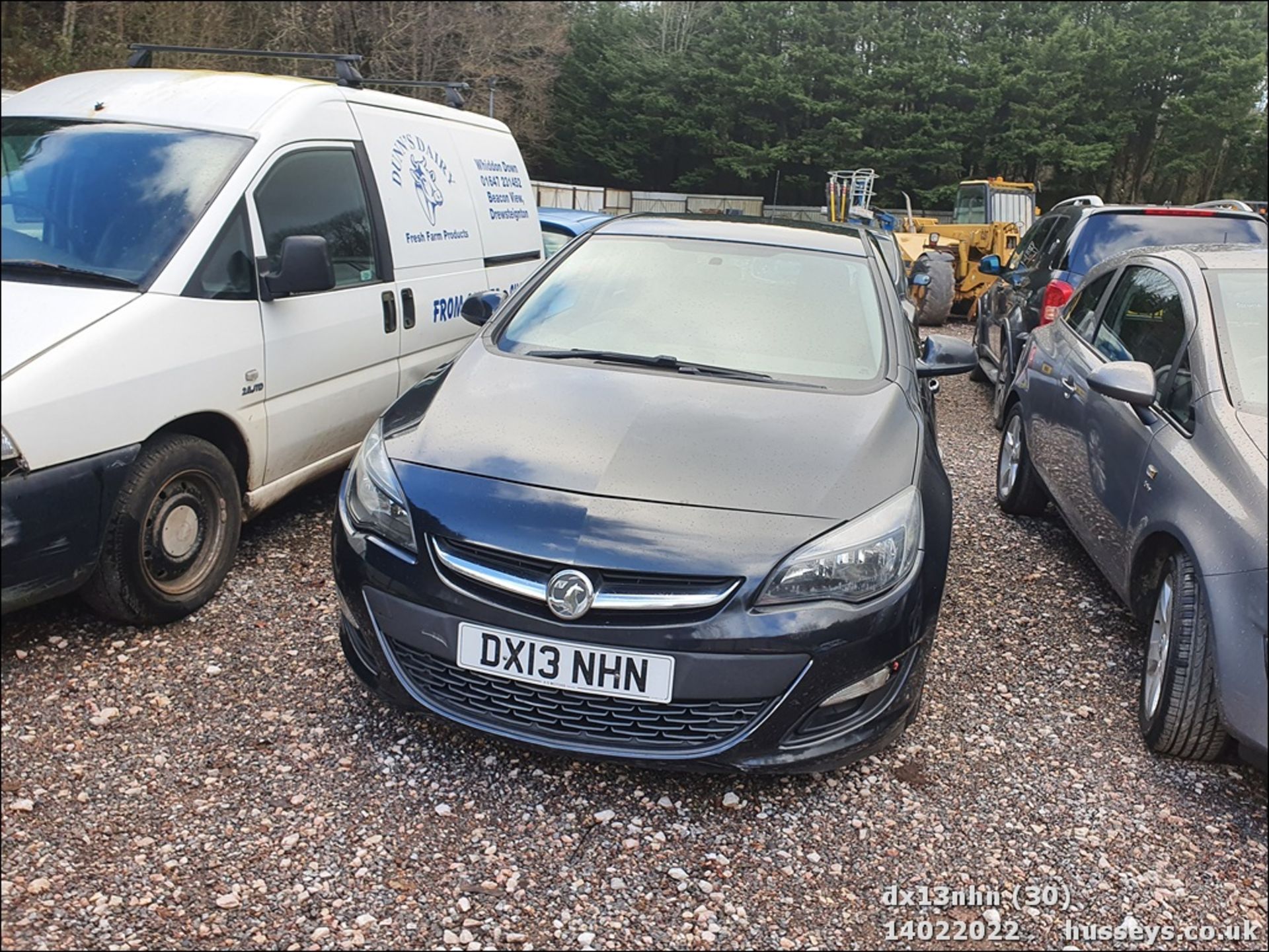 13/13 VAUXHALL ASTRA EXCLUSIV CDTI ECOFL - 1686cc 5dr Hatchback (Black, 139k) - Image 20 of 29