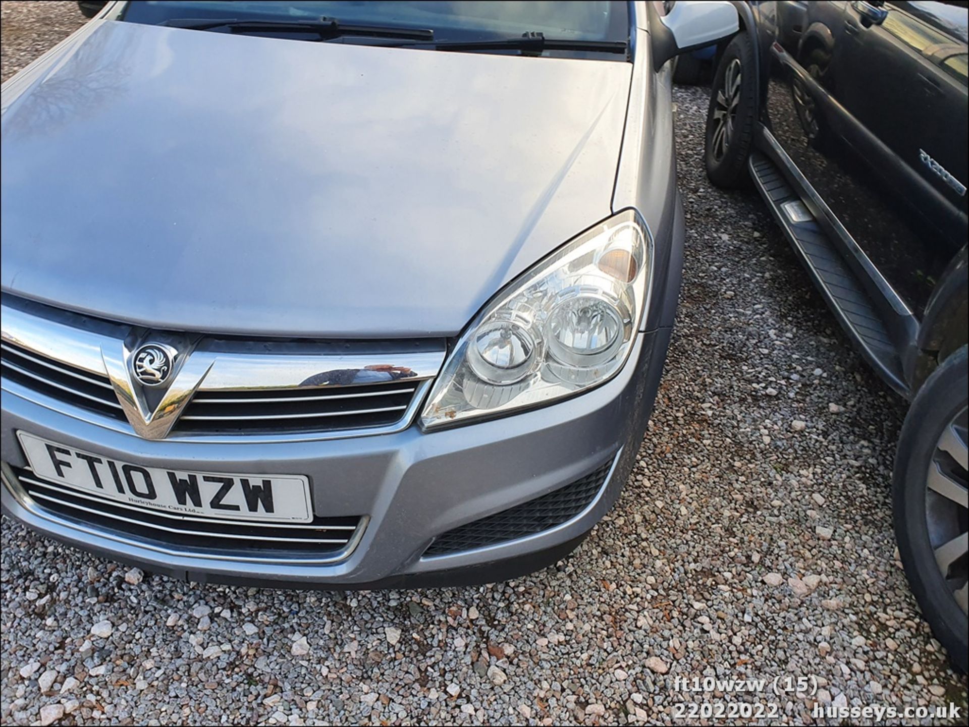 10/10 VAUXHALL ASTRA CLUB - 1364cc 5dr Hatchback (Silver) - Image 16 of 29