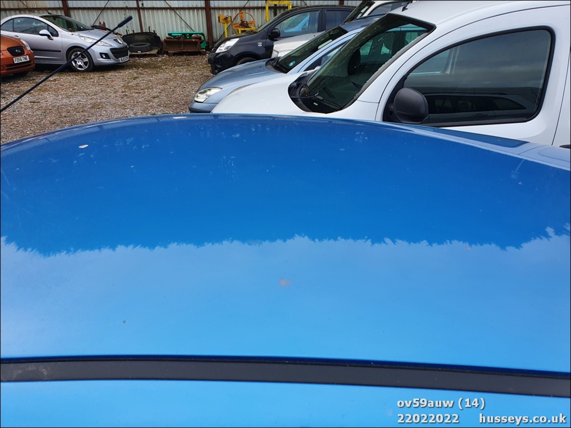 09/59 FORD FIESTA ZETEC 68 TDCI - 1399cc 5dr Hatchback (Blue, 99k) - Image 14 of 26