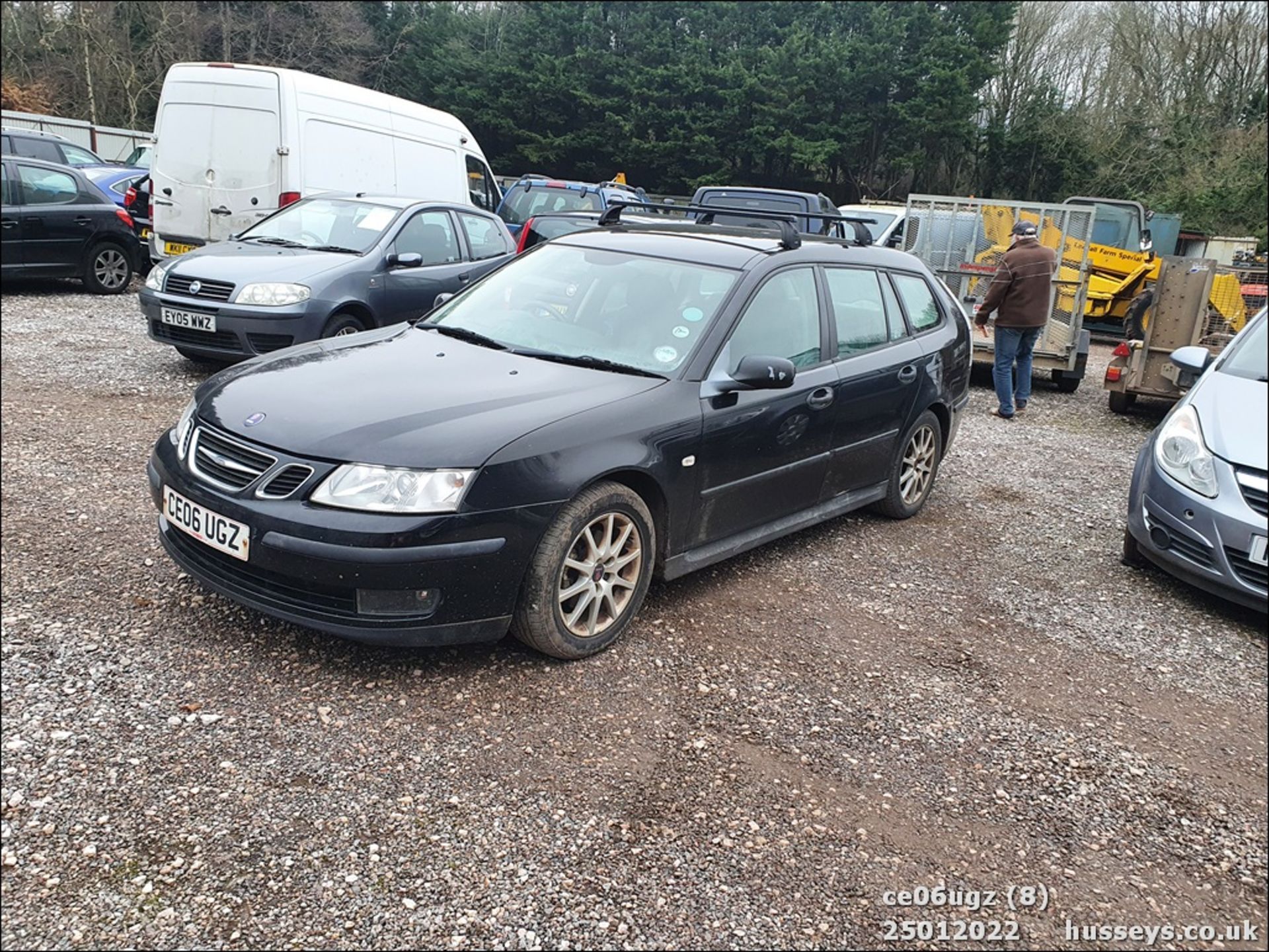 06/06 SAAB 9-3 LINEAR SPORT DT - 1910cc 5dr Estate (Black, 94k) - Image 8 of 40