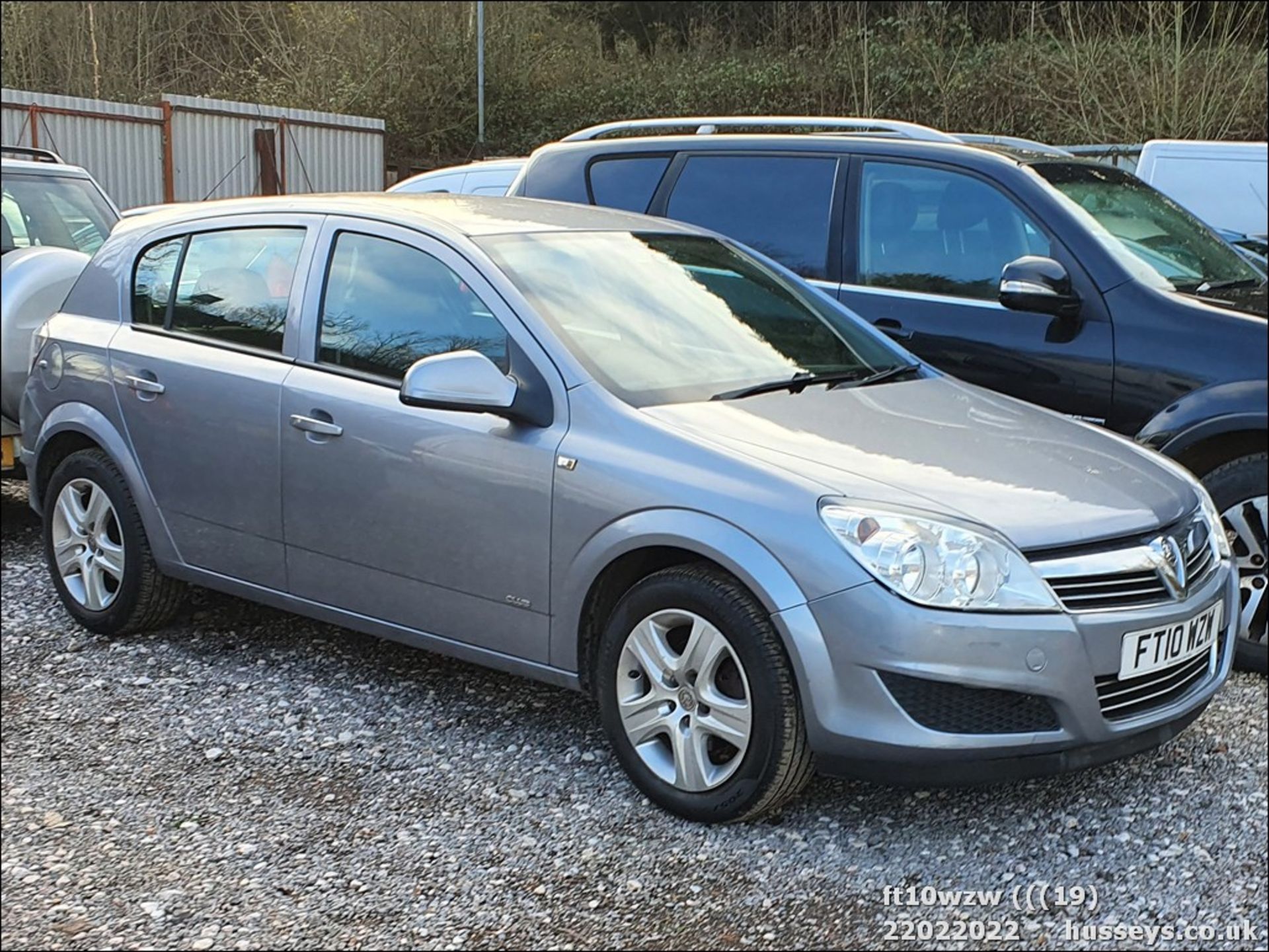 10/10 VAUXHALL ASTRA CLUB - 1364cc 5dr Hatchback (Silver)