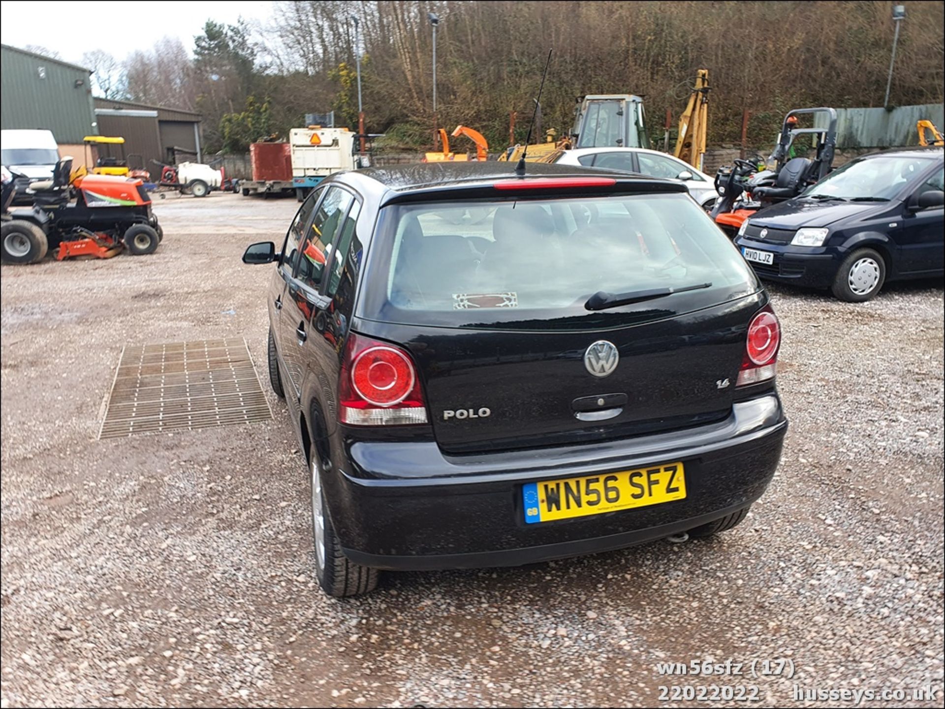 06/56 VOLKSWAGEN POLO S 80 - 1390cc 5dr Hatchback (Black, 85k) - Image 18 of 34