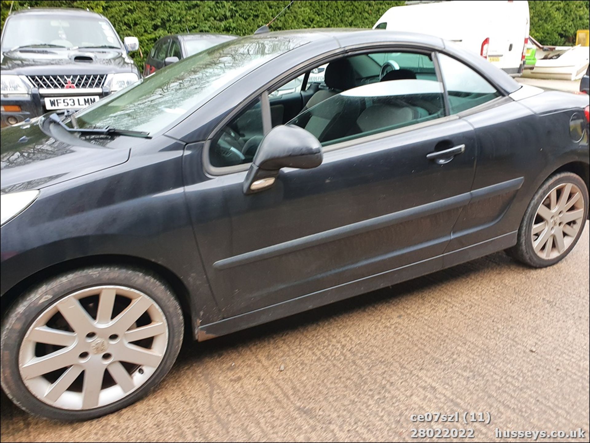 07/07 PEUGEOT 207 GT CC - 1598cc 2dr Convertible (Black, 103k) - Image 11 of 42