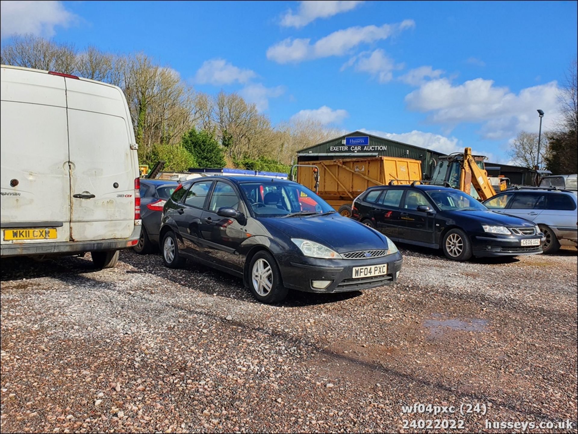 04/04 FORD FOCUS ZETEC - 1796cc 5dr Hatchback (Black) - Image 25 of 32