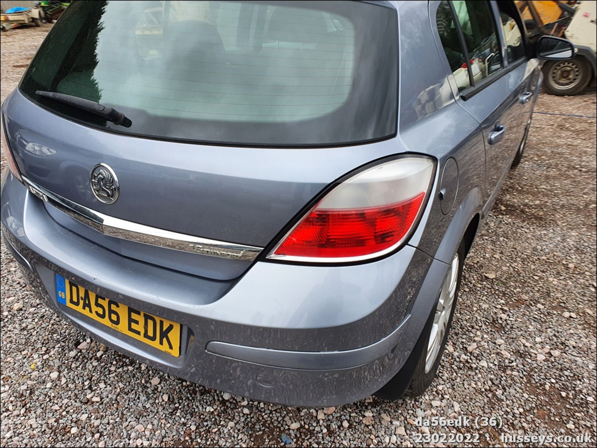 06/56 VAUXHALL ASTRA ACTIVE - 1598cc 5dr Hatchback (Silver) - Image 34 of 42