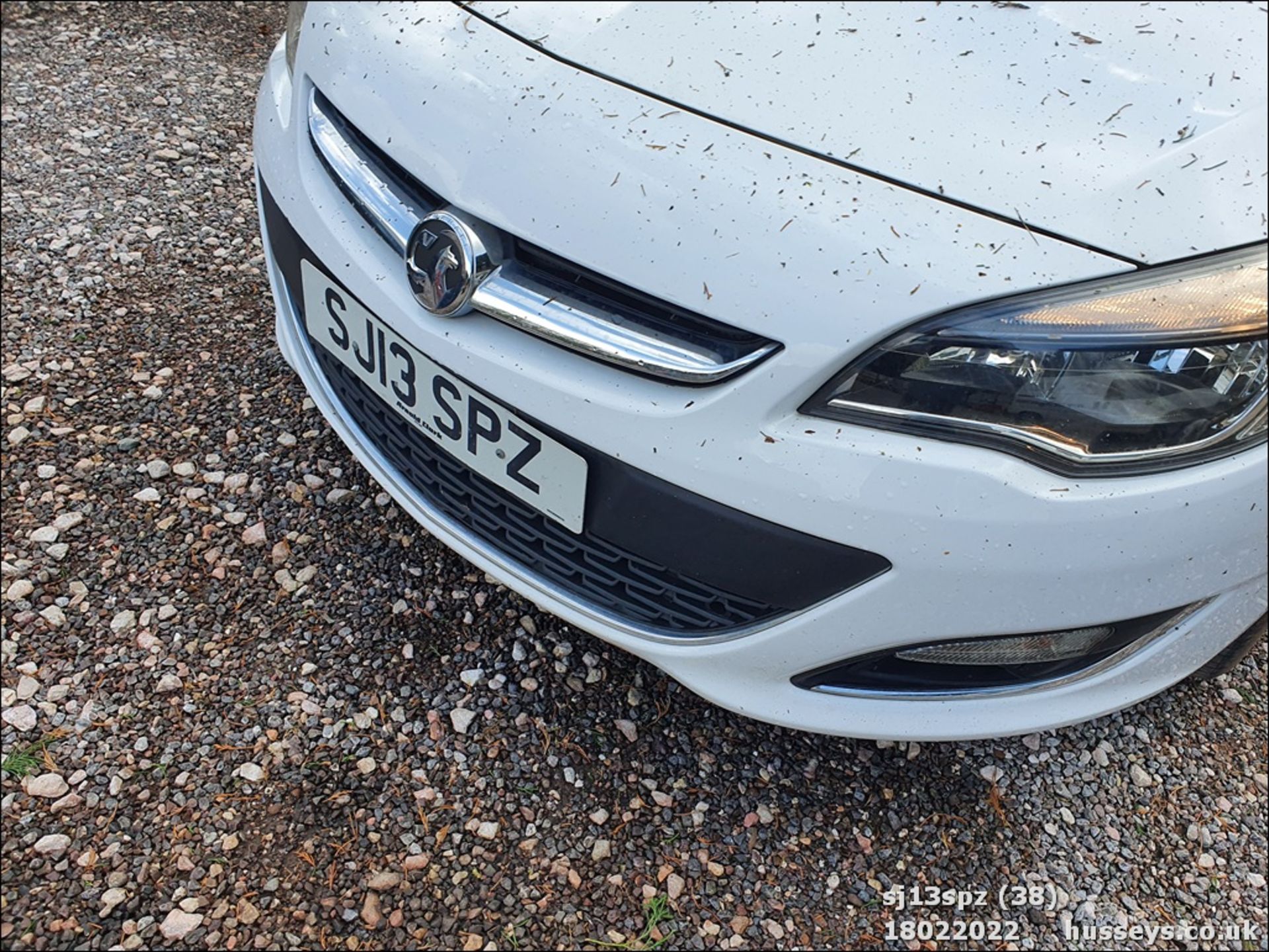 13/13 VAUXHALL ASTRA SRI - 1398cc 5dr Hatchback (White, 98k) - Image 38 of 48