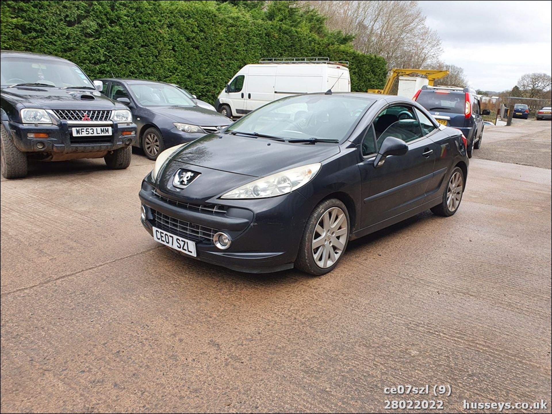 07/07 PEUGEOT 207 GT CC - 1598cc 2dr Convertible (Black, 103k) - Image 9 of 42