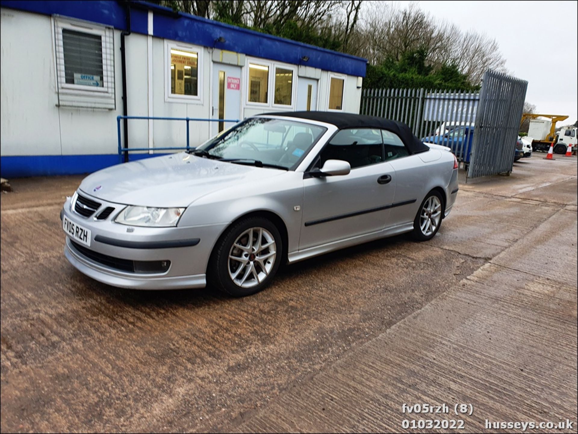 05/05 SAAB 9-3 AERO 210 BHP - 2000cc 2dr Convertible (Silver, 93k) - Image 9 of 34