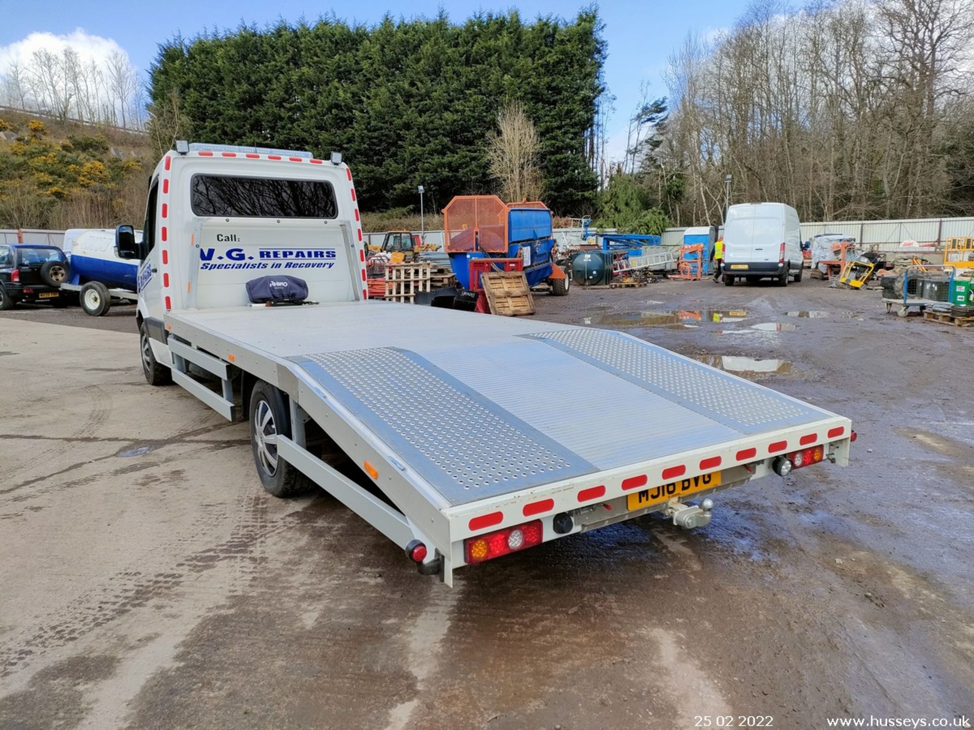 16/16 VOLKSWAGEN CRAFTER CR35 TDI - 1968cc 2dr (White) - Image 5 of 20