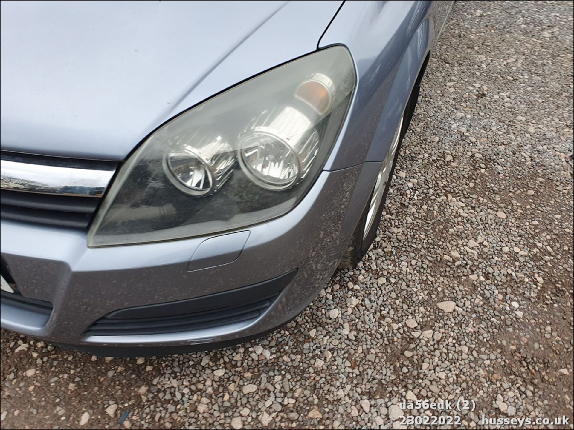 06/56 VAUXHALL ASTRA ACTIVE - 1598cc 5dr Hatchback (Silver) - Image 3 of 42