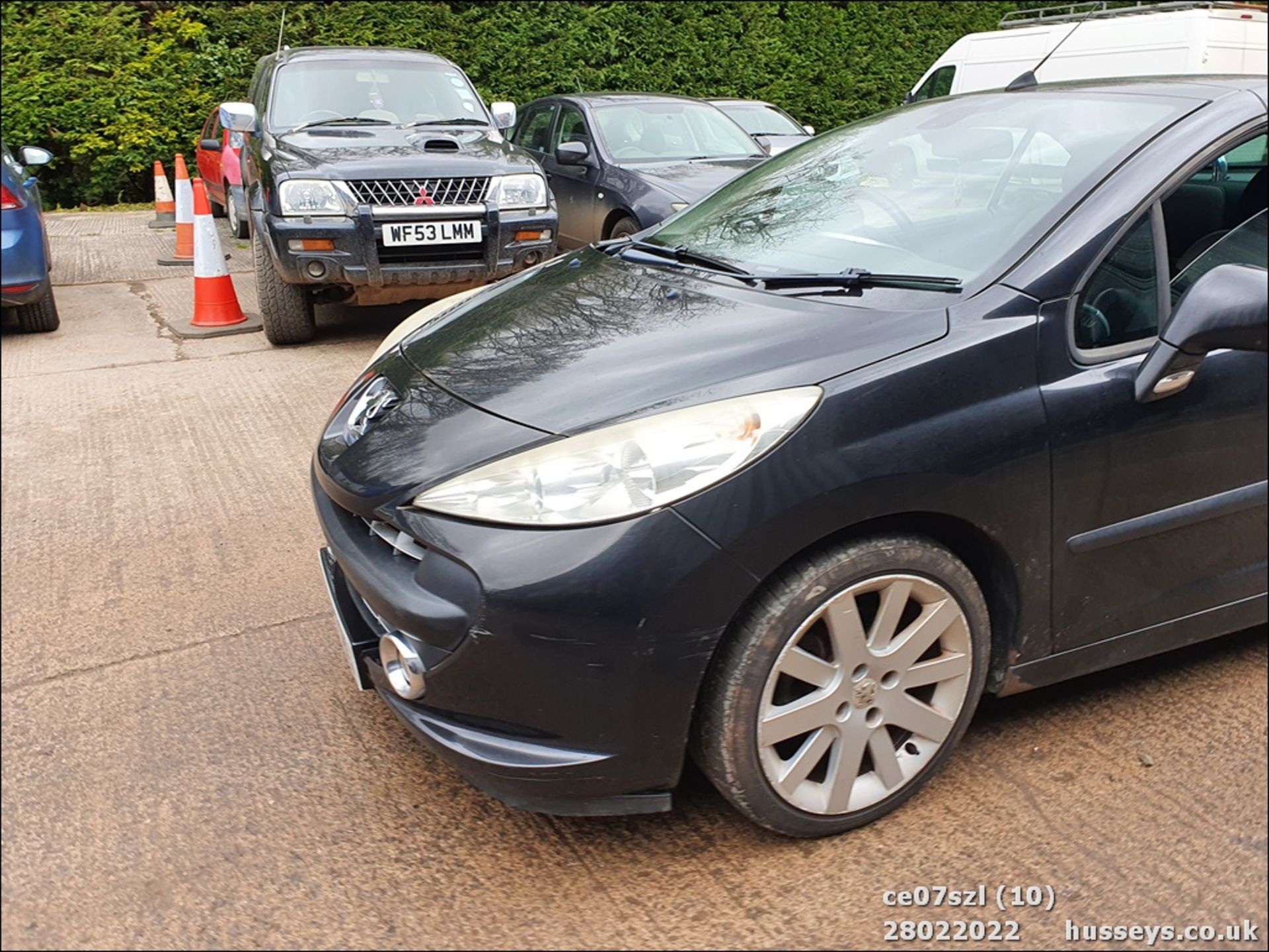 07/07 PEUGEOT 207 GT CC - 1598cc 2dr Convertible (Black, 103k) - Image 10 of 42