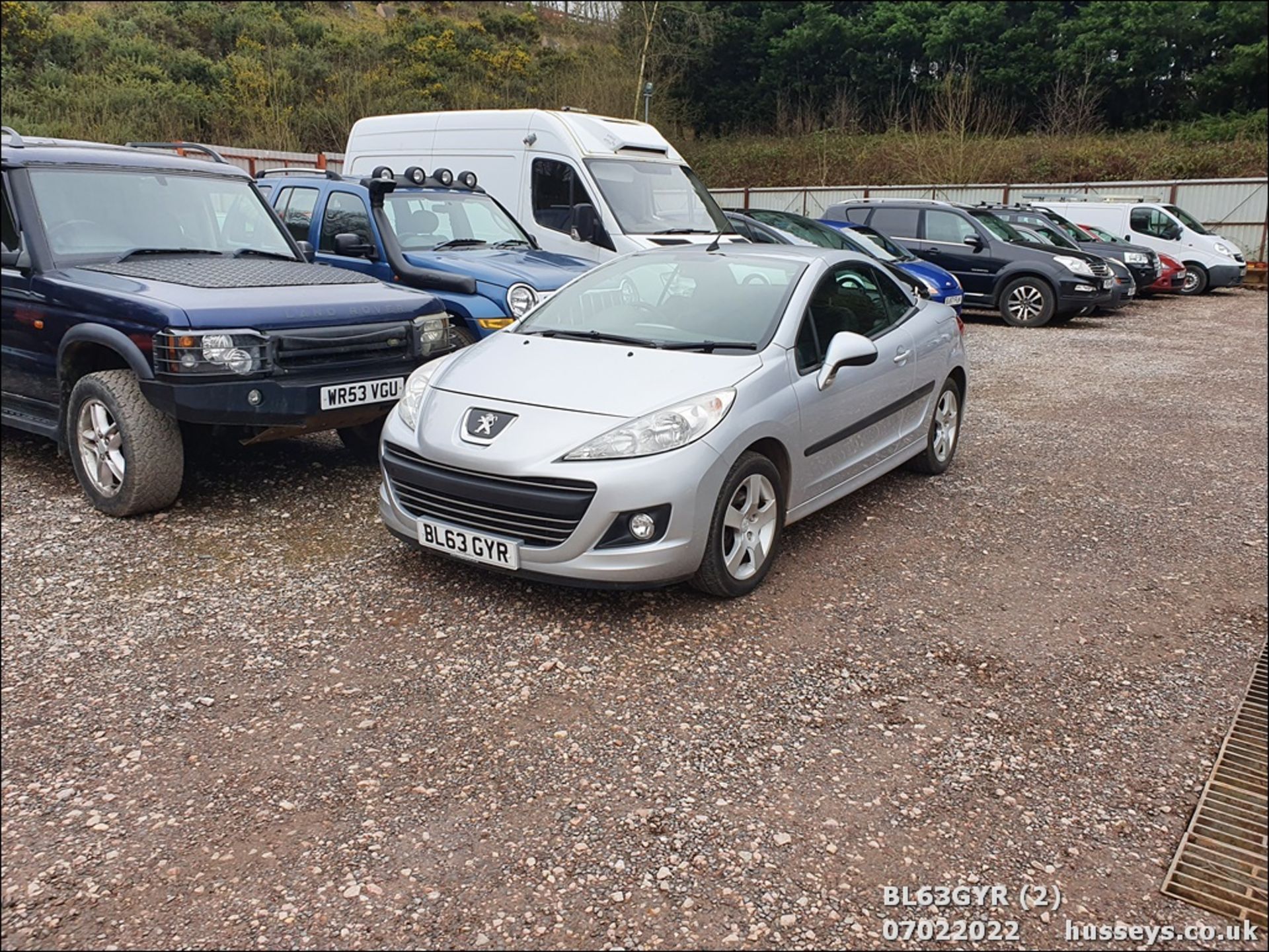 13/63 PEUGEOT 207 CC ACTIVE - 1598cc 2dr Convertible (Silver, 74k) - Image 2 of 19