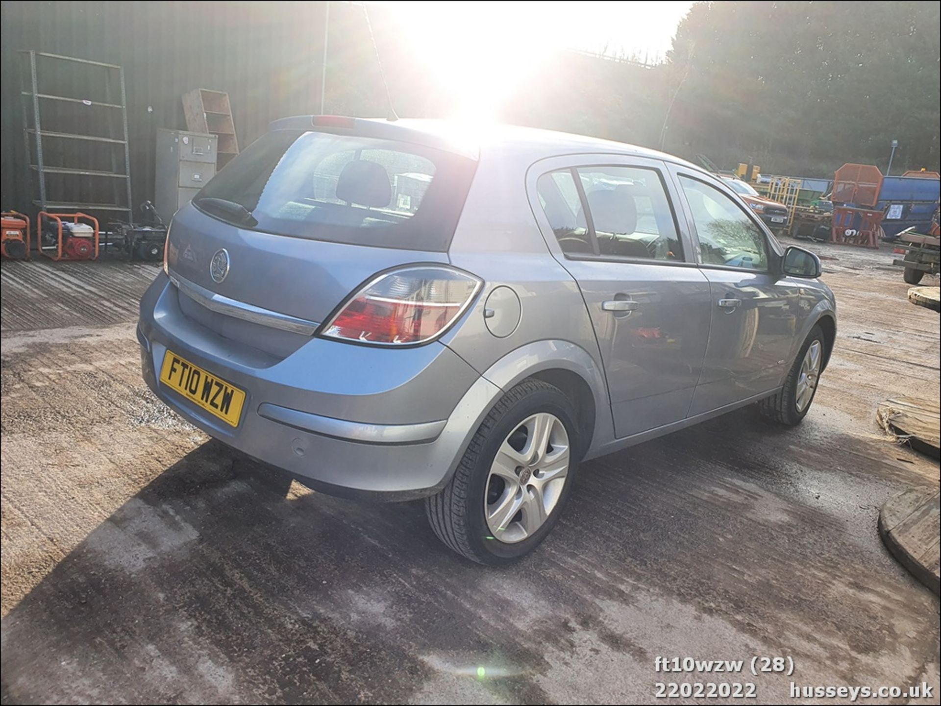 10/10 VAUXHALL ASTRA CLUB - 1364cc 5dr Hatchback (Silver) - Image 29 of 29