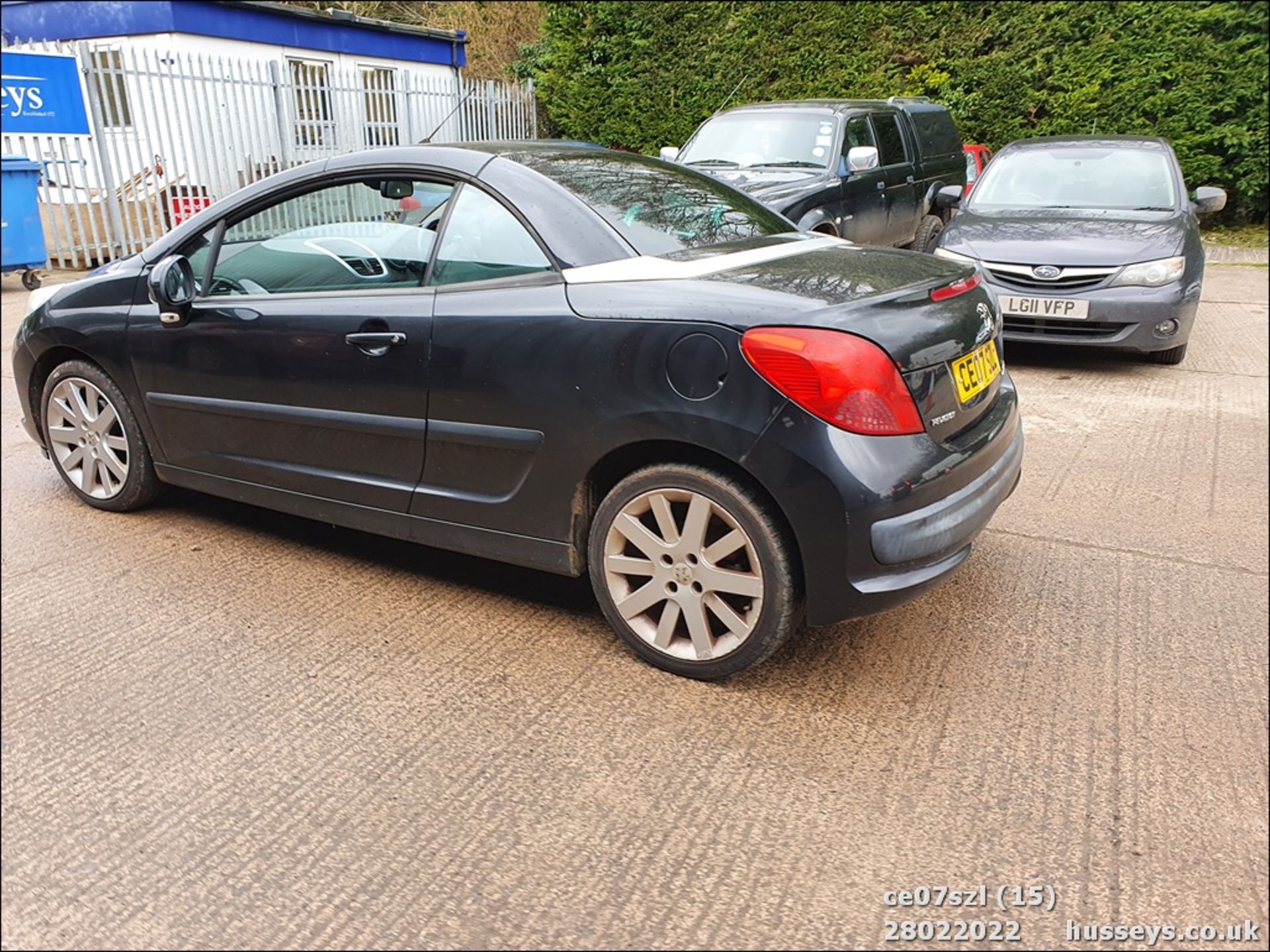 07/07 PEUGEOT 207 GT CC - 1598cc 2dr Convertible (Black, 103k) - Image 15 of 42