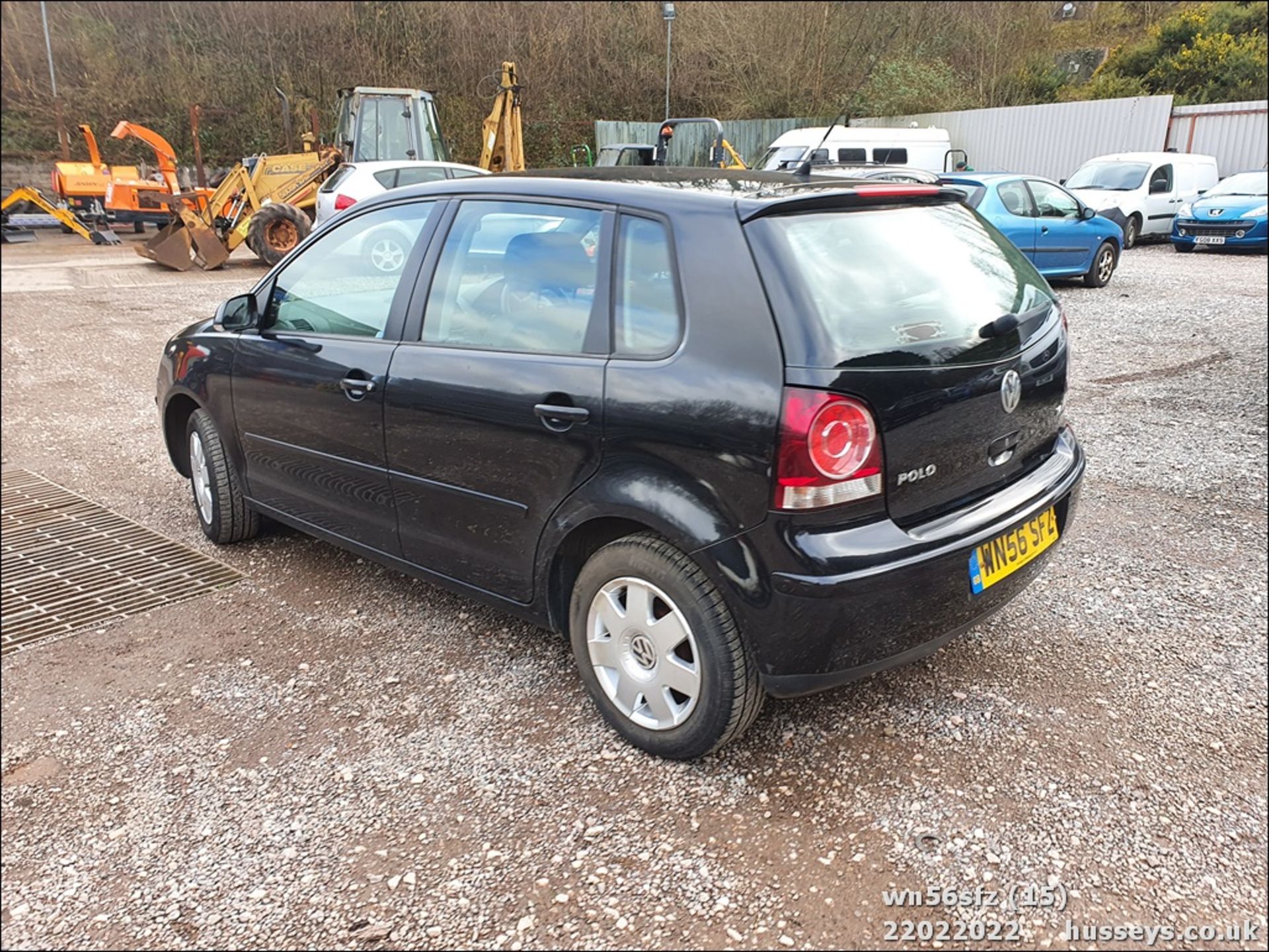 06/56 VOLKSWAGEN POLO S 80 - 1390cc 5dr Hatchback (Black, 85k) - Image 16 of 34