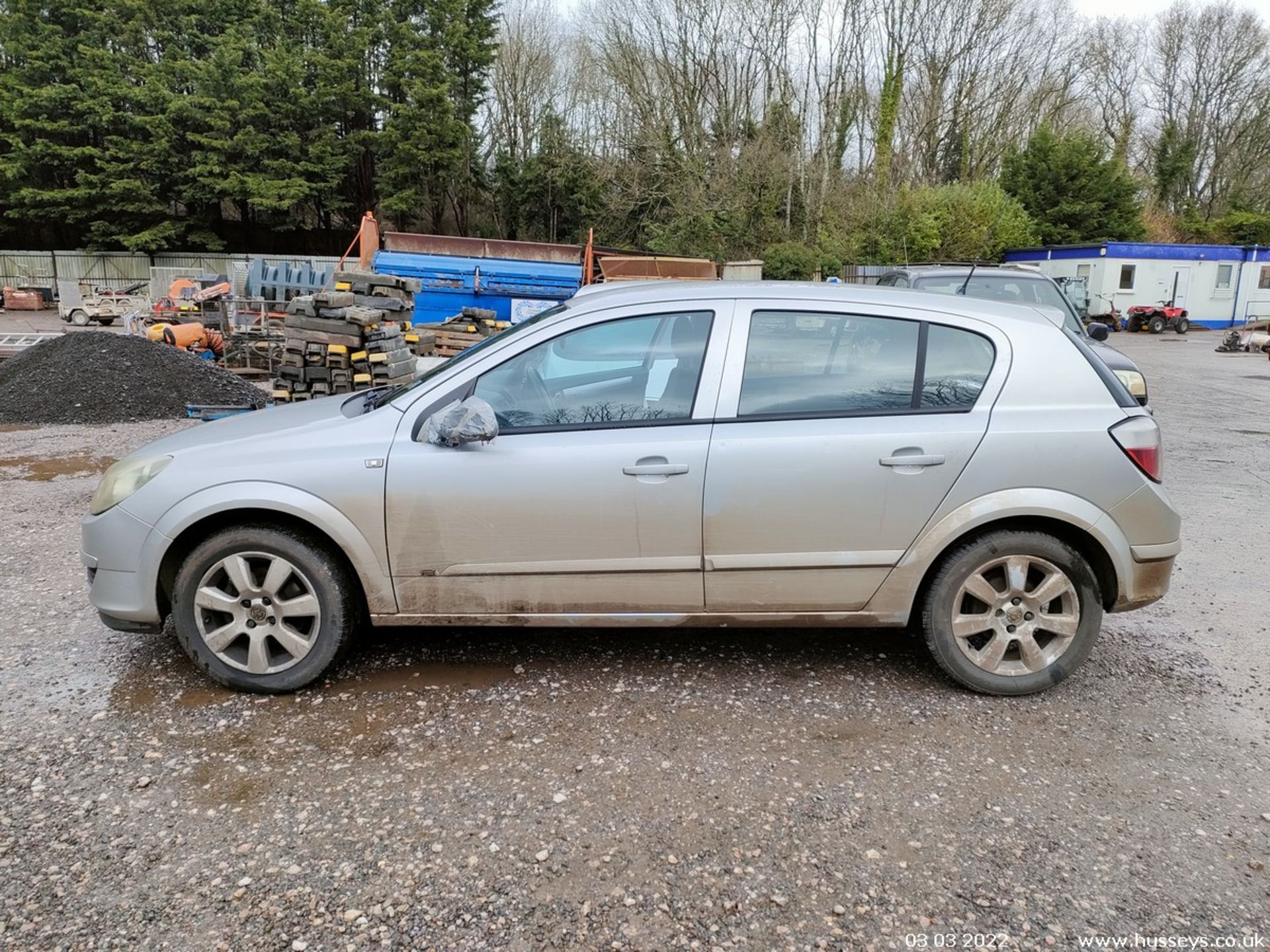 06/55 VAUXHALL ASTRA BREEZE - 1598cc 5dr Hatchback (Silver) - Image 6 of 23