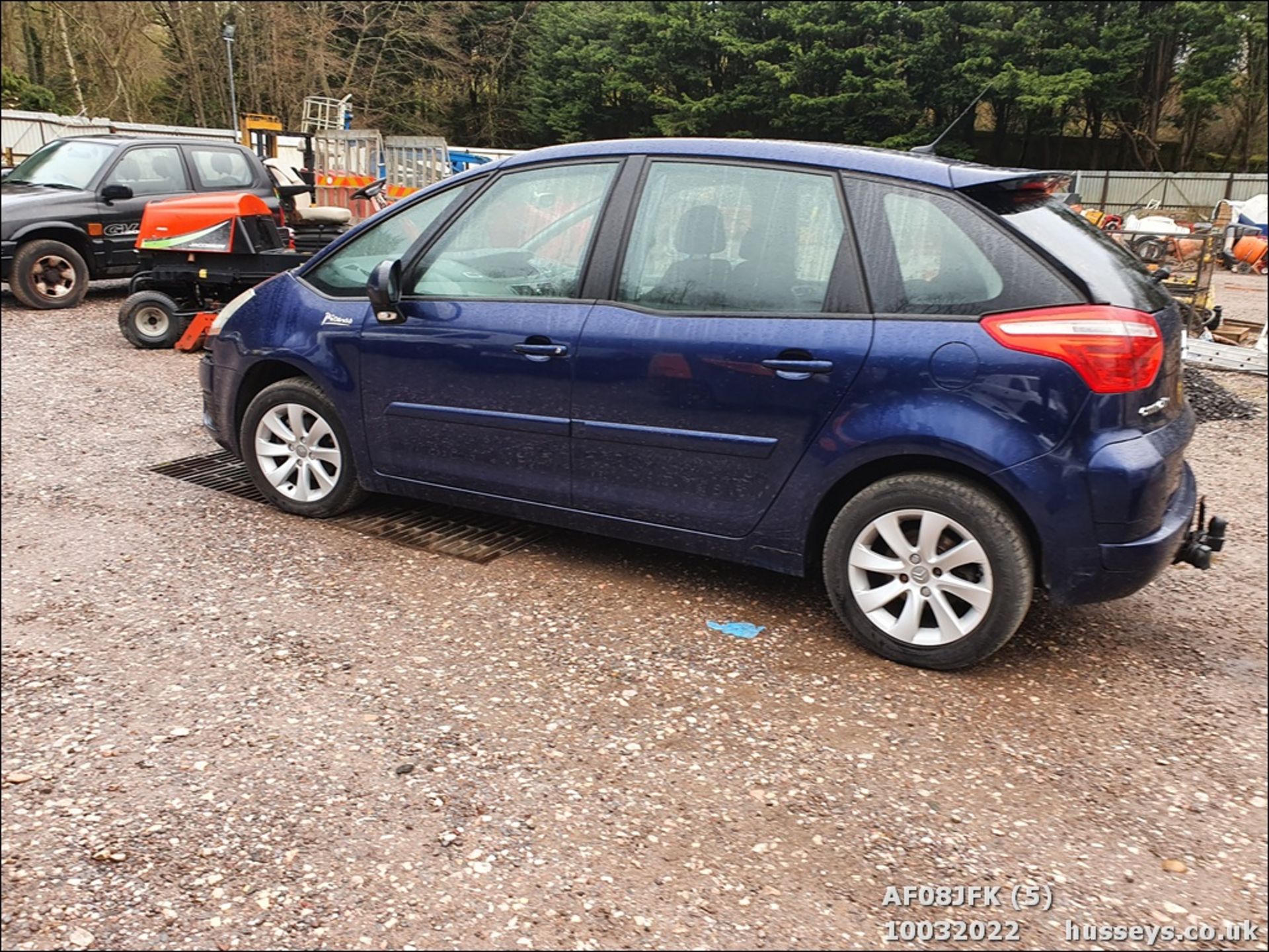 08/08 CITROEN C4 PICASSO 5 VTR+ - 1798cc 5dr MPV (Blue, 94k) - Image 6 of 34