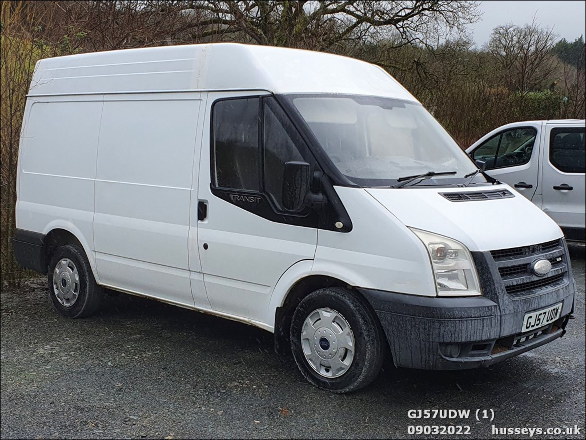 07/57 FORD TRANSIT 85 T260S FWD - 2198cc 5dr Van (White)