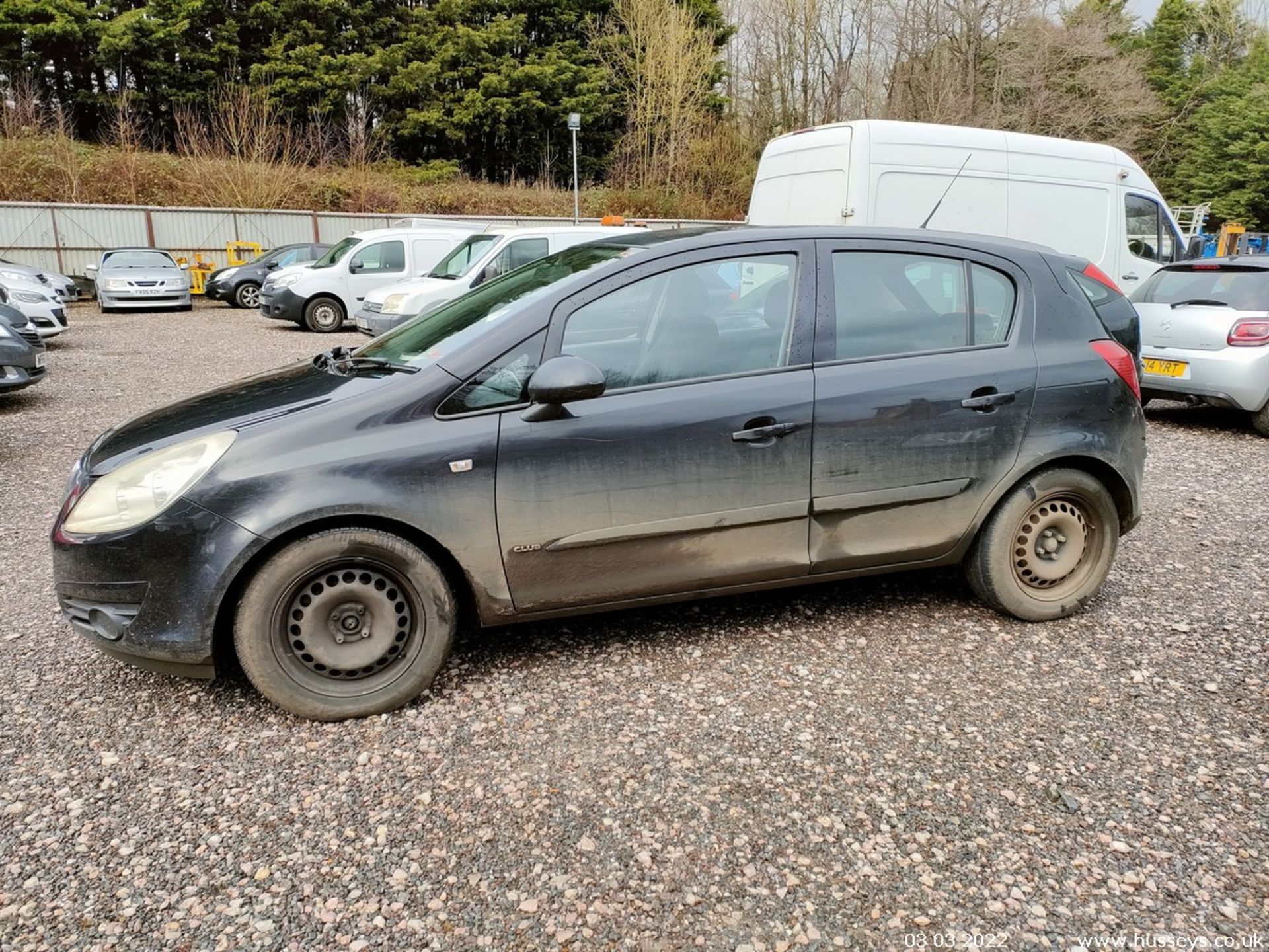 07/56 VAUXHALL CORSA CLUB A/C - 1364cc 5dr Hatchback (Black) - Image 8 of 23