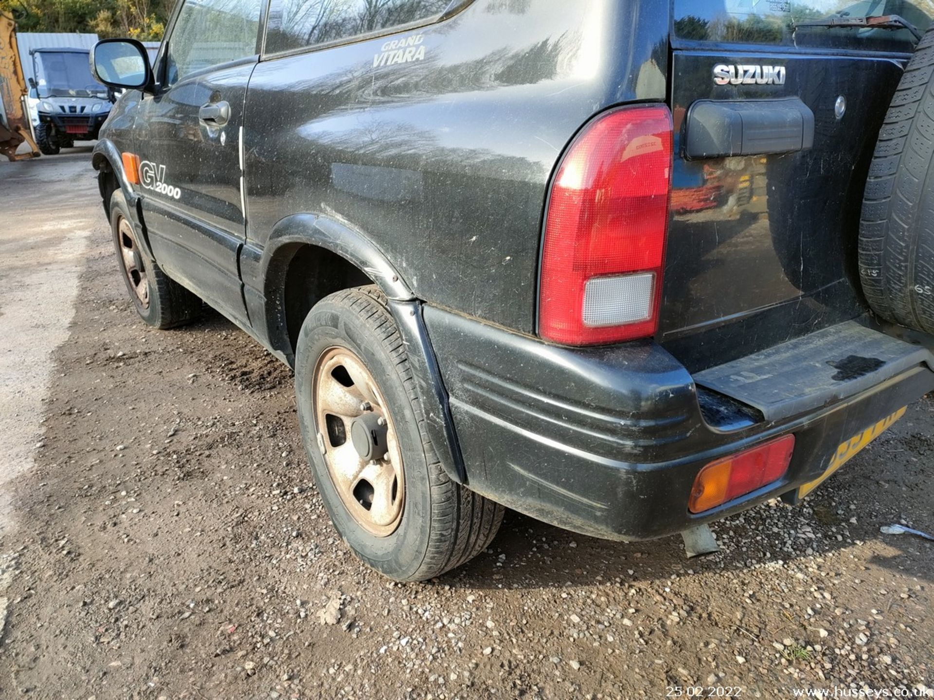 2000 SUZUKI GRAND VITARA GV2000 AUTO - 1995cc 3dr Estate (Black) - Image 9 of 23