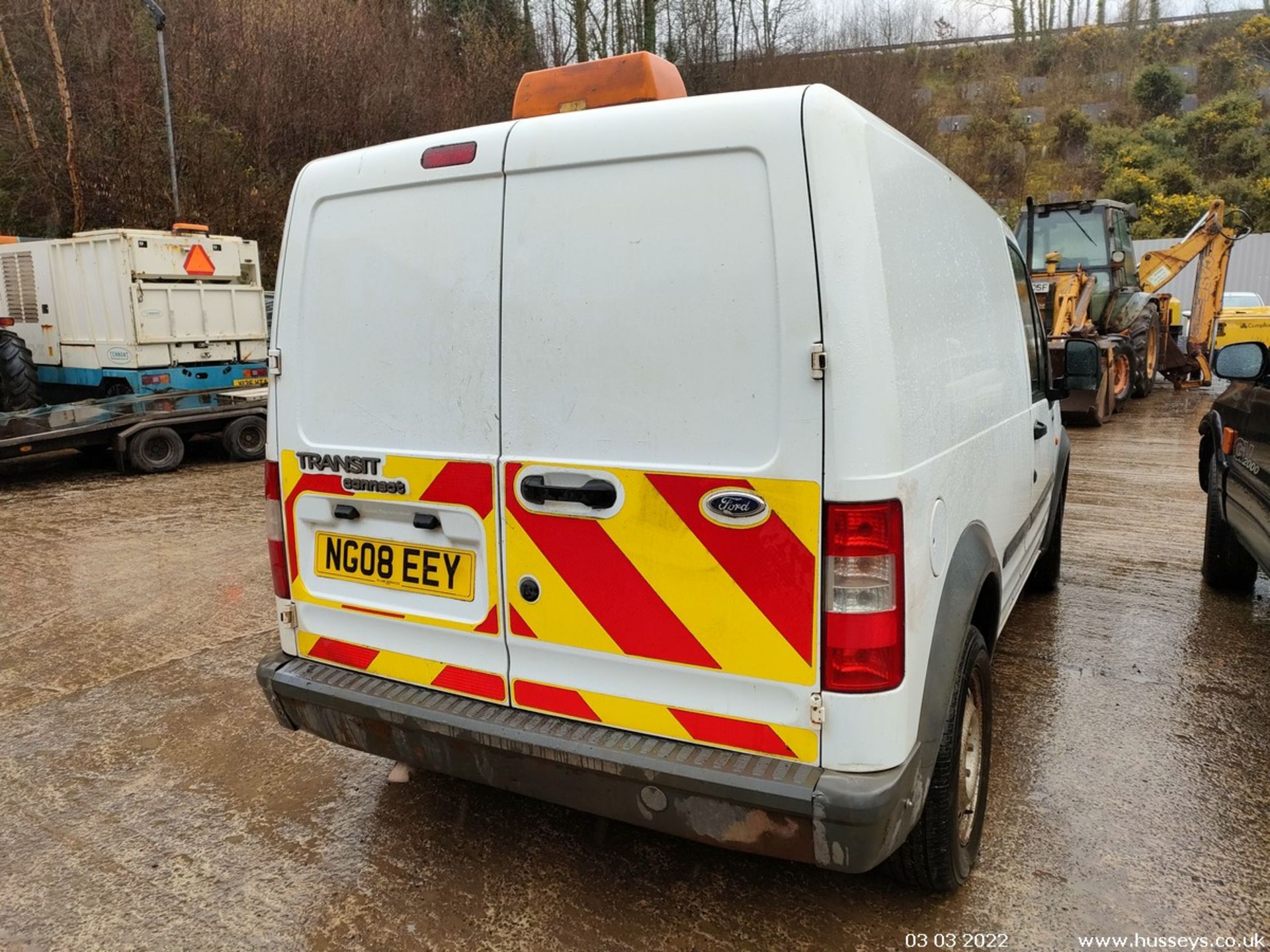 08/08 FORD TRANSIT CONN T200 L75 - 1753cc 5dr Van (White) - Image 17 of 25