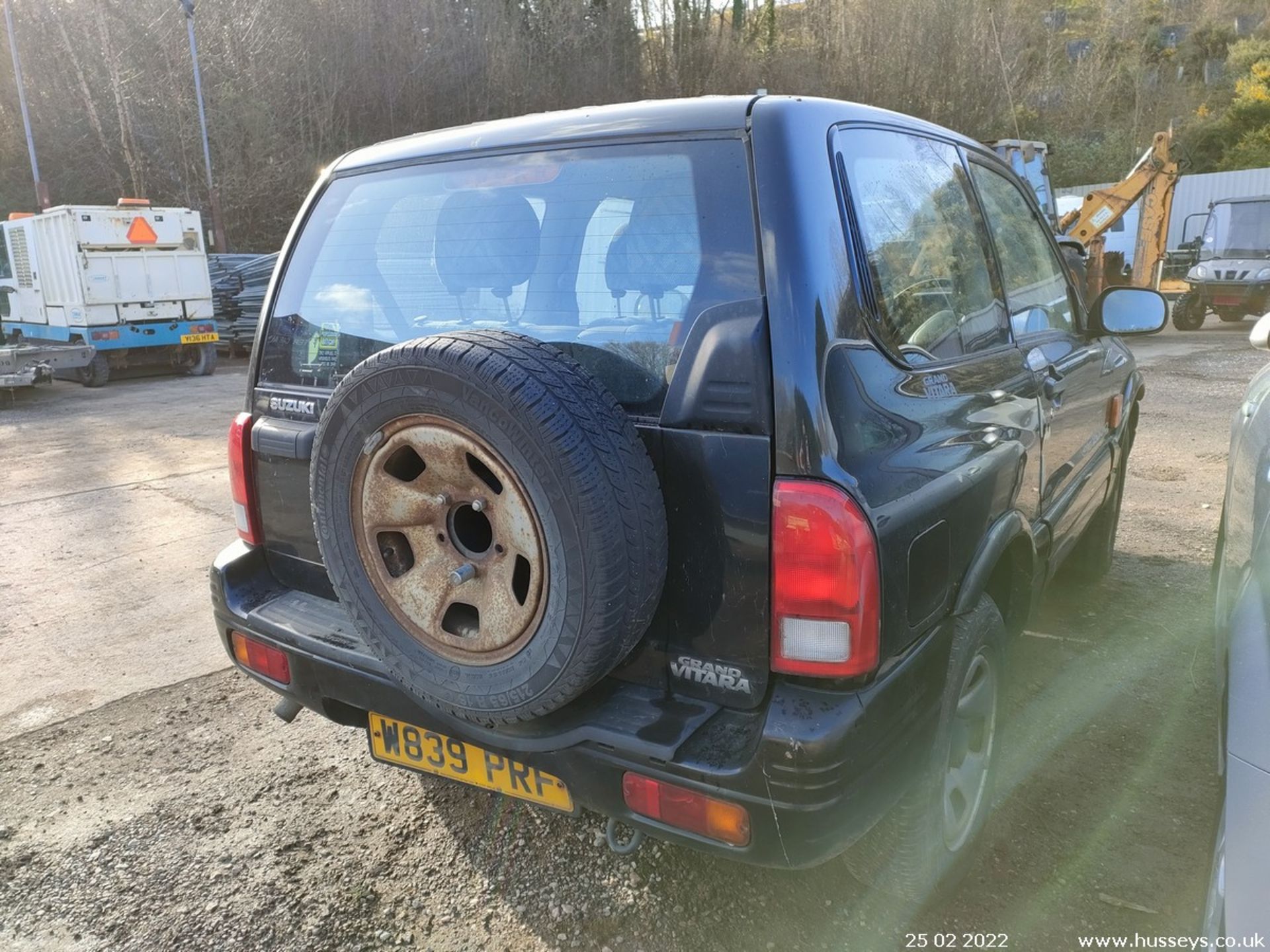 2000 SUZUKI GRAND VITARA GV2000 AUTO - 1995cc 3dr Estate (Black) - Image 12 of 23