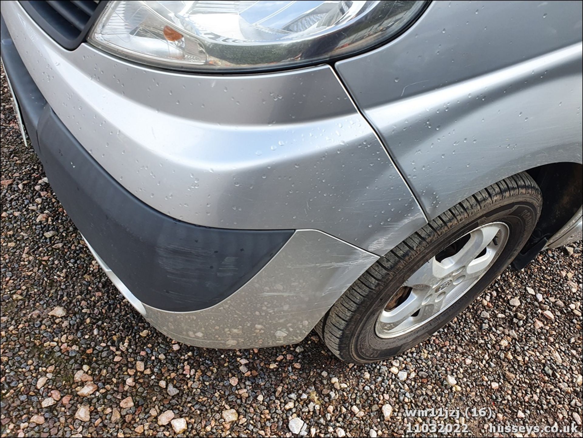 11/11 VAUXHALL VIVARO 2700 SPORTIVE CDTI - 1995cc Van (Silver, 118k) - Image 16 of 26