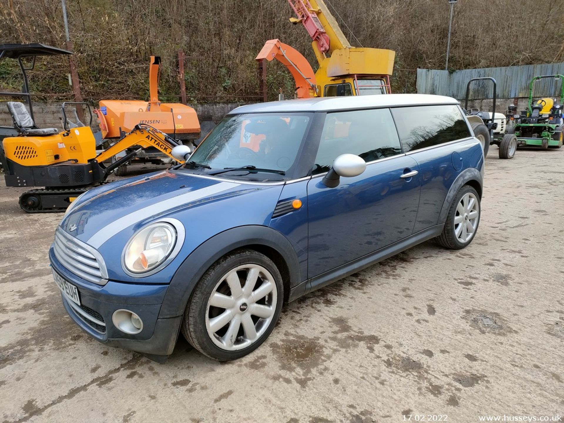 09/59 MINI COOPER D CLUBMAN - 1560cc 5dr Estate (Blue) - Image 11 of 63