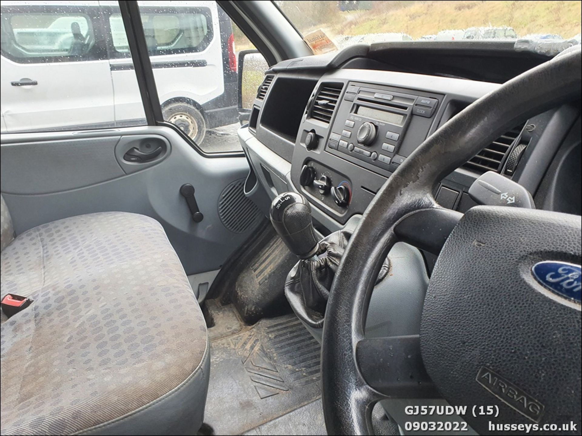 07/57 FORD TRANSIT 85 T260S FWD - 2198cc 5dr Van (White) - Image 15 of 22