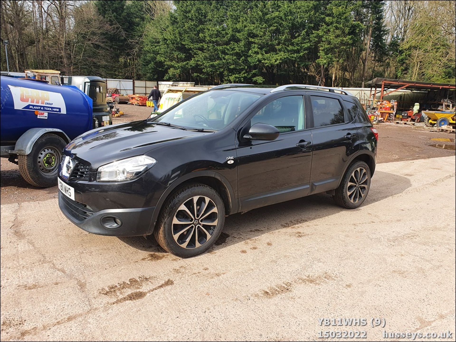 11/11 NISSAN QASHQAI N-TEC DCI - 1461cc 5dr Hatchback (Black, 148k) - Image 10 of 33