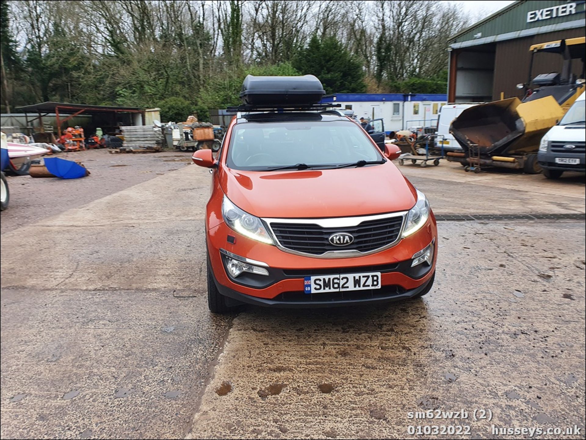 13/62 KIA SPORTAGE 3 CRDI - 1685cc 5dr Estate (Orange, 64k) - Image 3 of 30