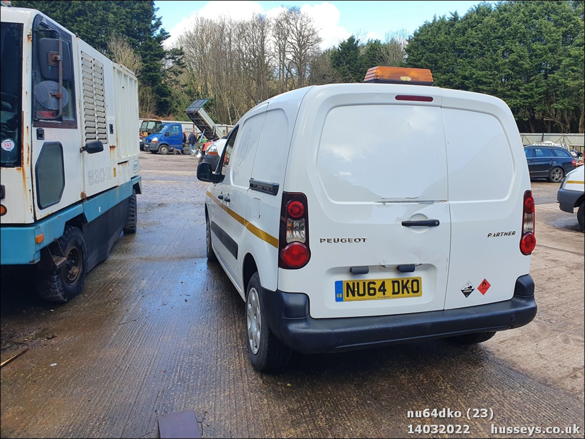 14/64 PEUGEOT PARTNER 850 S L1 HDI - 1560cc Van (White) - Image 23 of 30