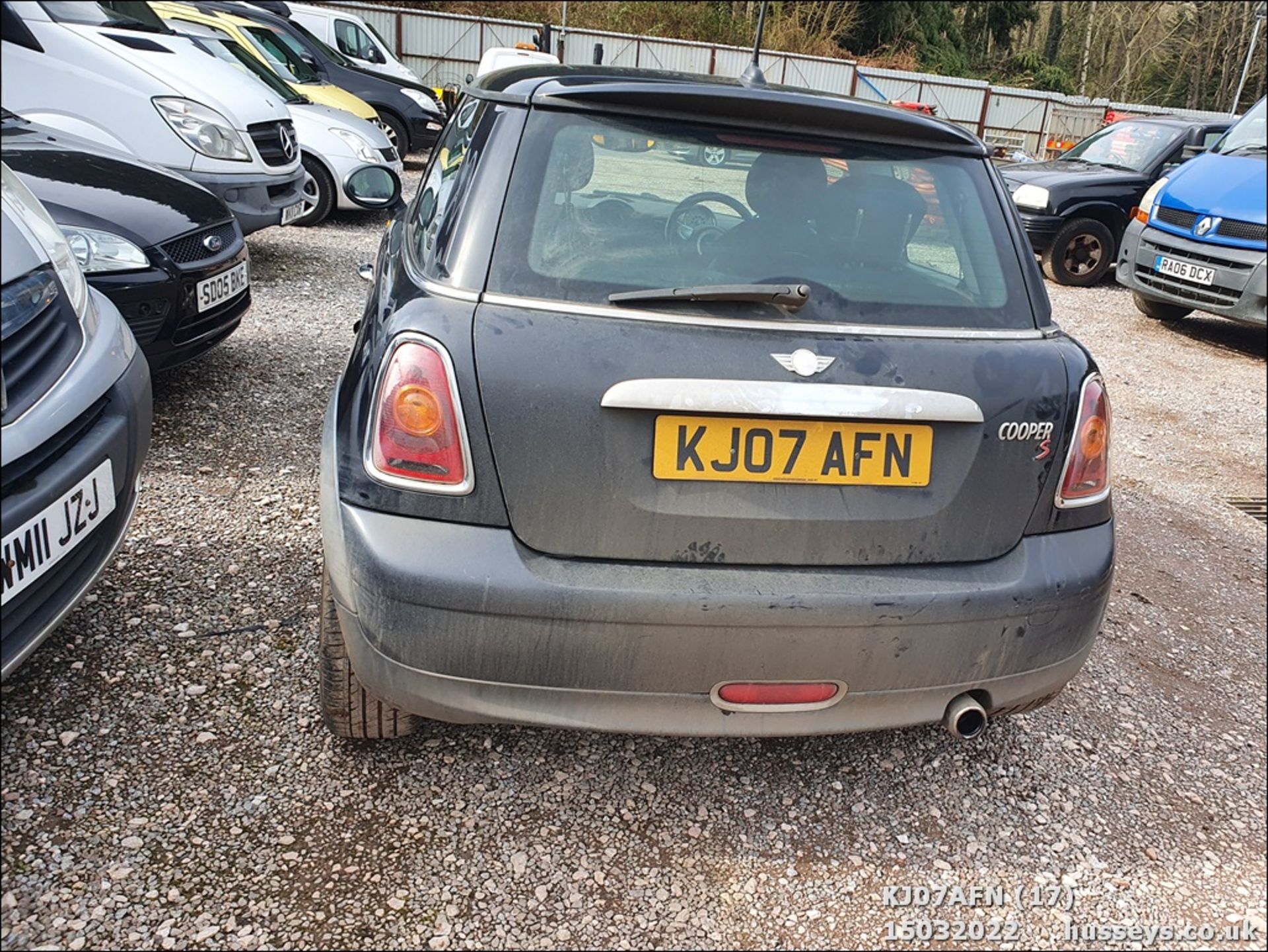 07/07 MINI COOPER - 1598cc 3dr Hatchback (Black, 92k) - Image 17 of 34