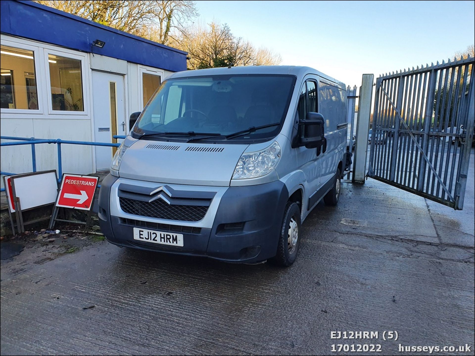 12/12 CITROEN RELAY 30 L1H1 ENTERPRISE - 2198cc 5.dr Van (Silver, 121k) - Image 6 of 24