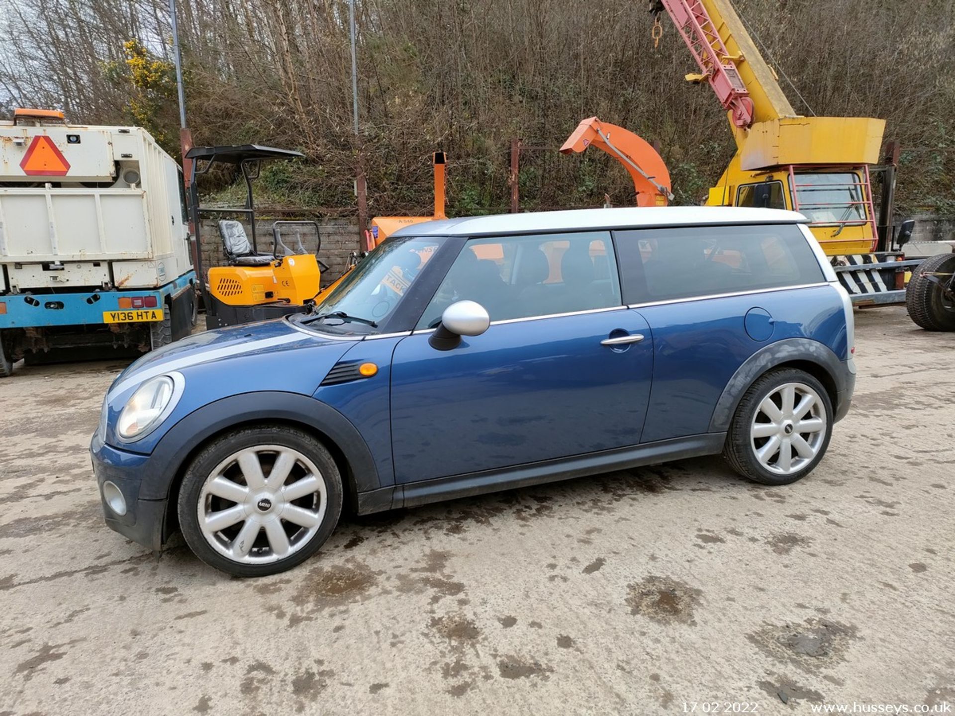 09/59 MINI COOPER D CLUBMAN - 1560cc 5dr Estate (Blue) - Image 12 of 63