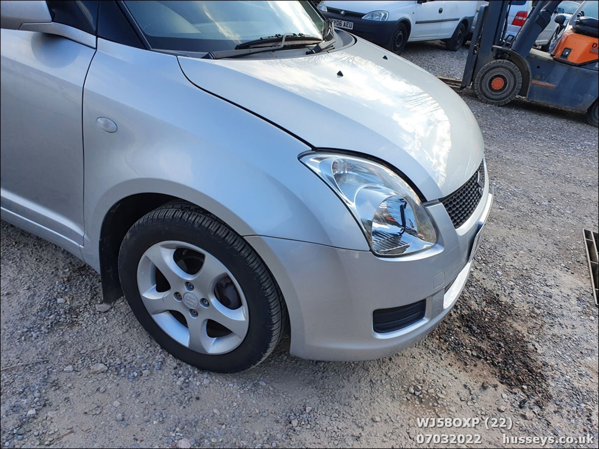 08/58 SUZUKI SWIFT GL 3DR - 1328cc 3dr Hatchback (Silver, 59k) - Image 22 of 36