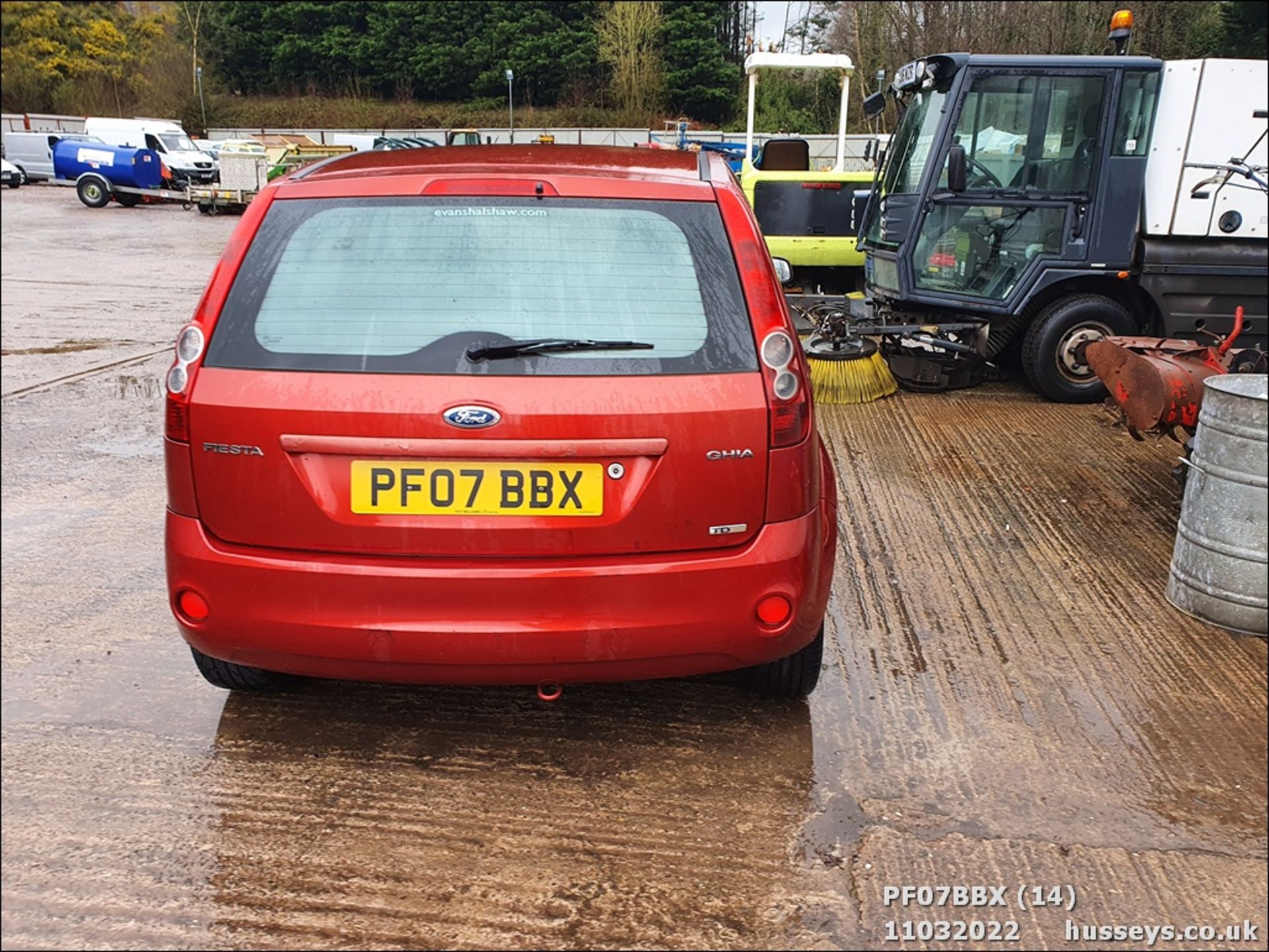 07/07 FORD FIESTA GHIA TDCI - 1399cc 5dr Hatchback (Red, 112k) - Image 14 of 37