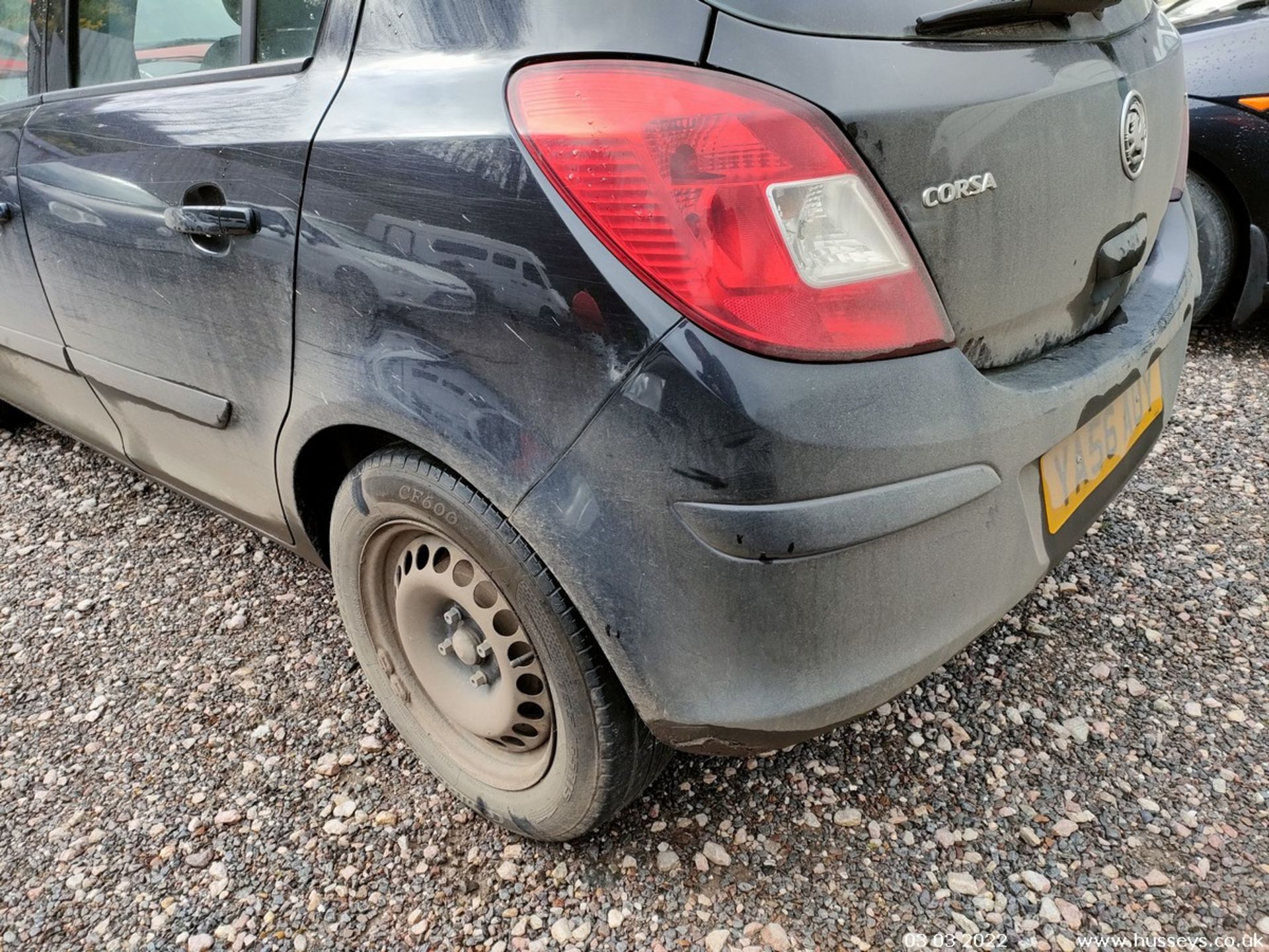 07/56 VAUXHALL CORSA CLUB A/C - 1364cc 5dr Hatchback (Black) - Image 10 of 23