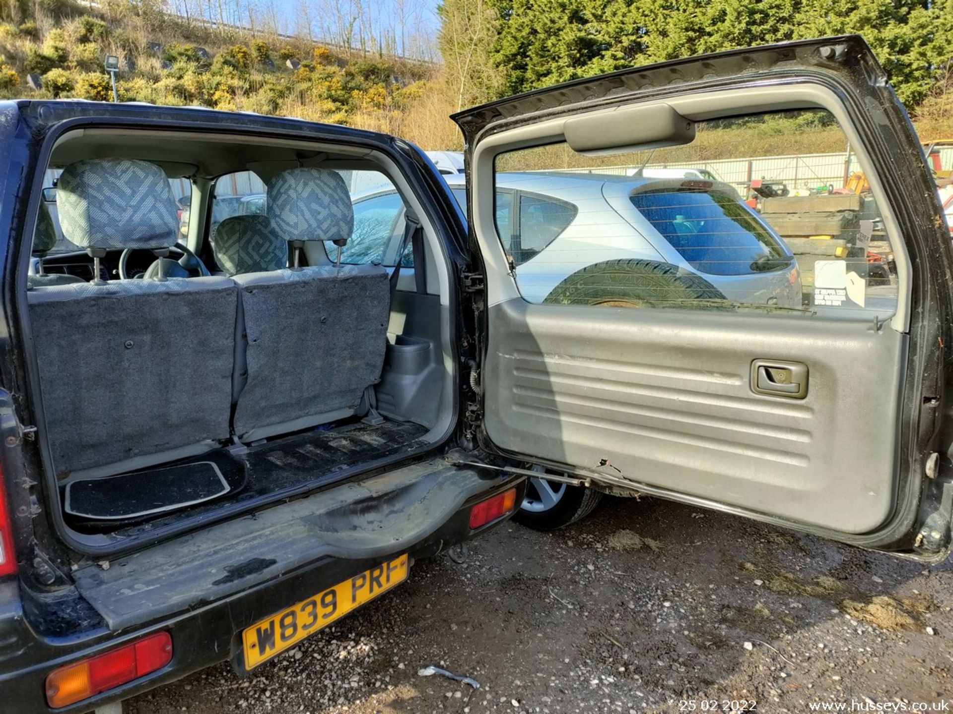 2000 SUZUKI GRAND VITARA GV2000 AUTO - 1995cc 3dr Estate (Black) - Image 17 of 23