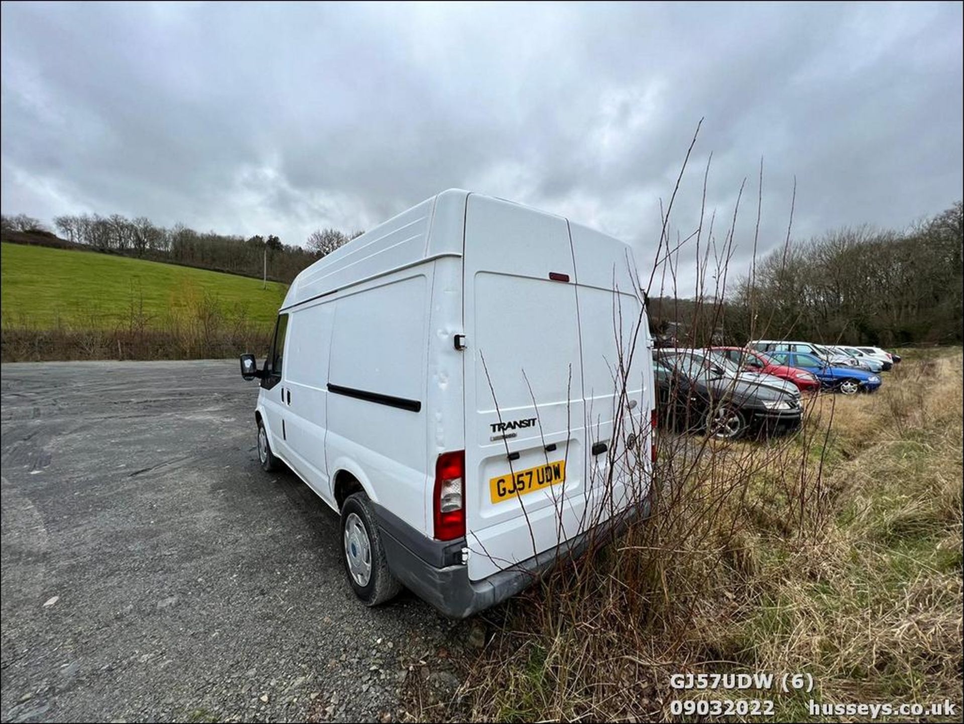 07/57 FORD TRANSIT 85 T260S FWD - 2198cc 5dr Van (White) - Image 20 of 22