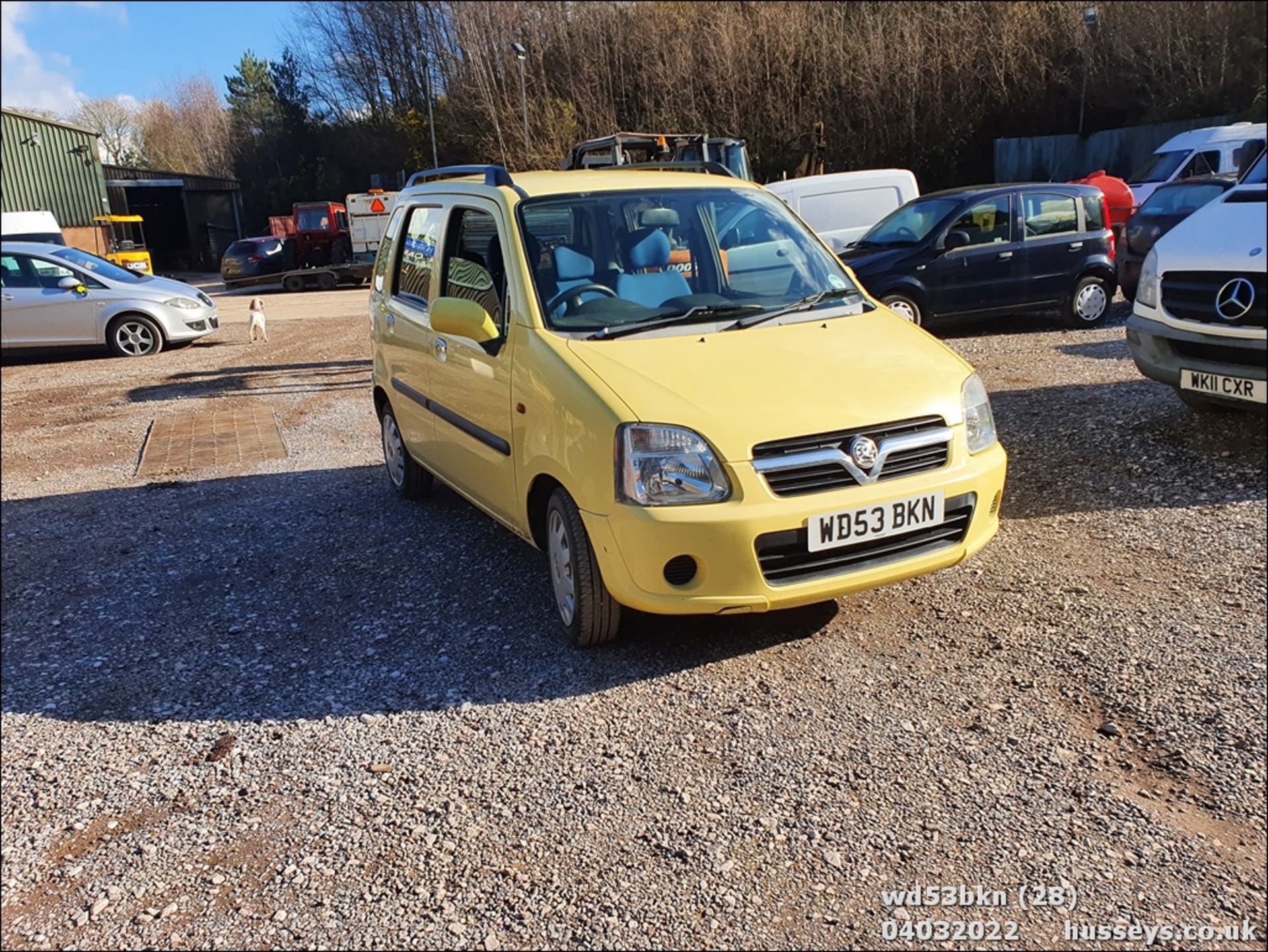 04/53 VAUXHALL AGILA ENJOY 16V - 1199cc 5dr Estate (Yellow) - Image 26 of 38