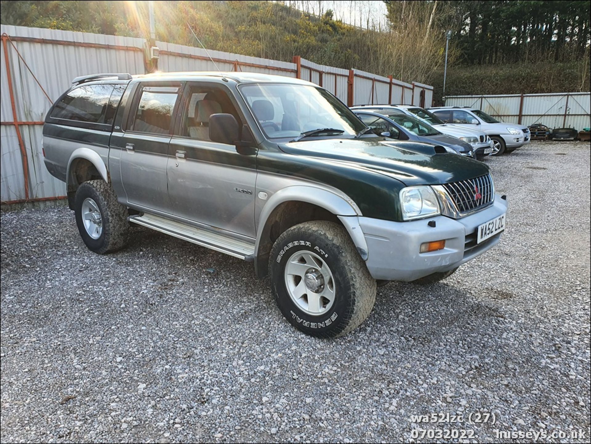 02/52 MITSUBISHI L200 2.5TD 4LIFE 4WD - 2477cc 4x4 (Green/silver, 123k) - Image 27 of 29