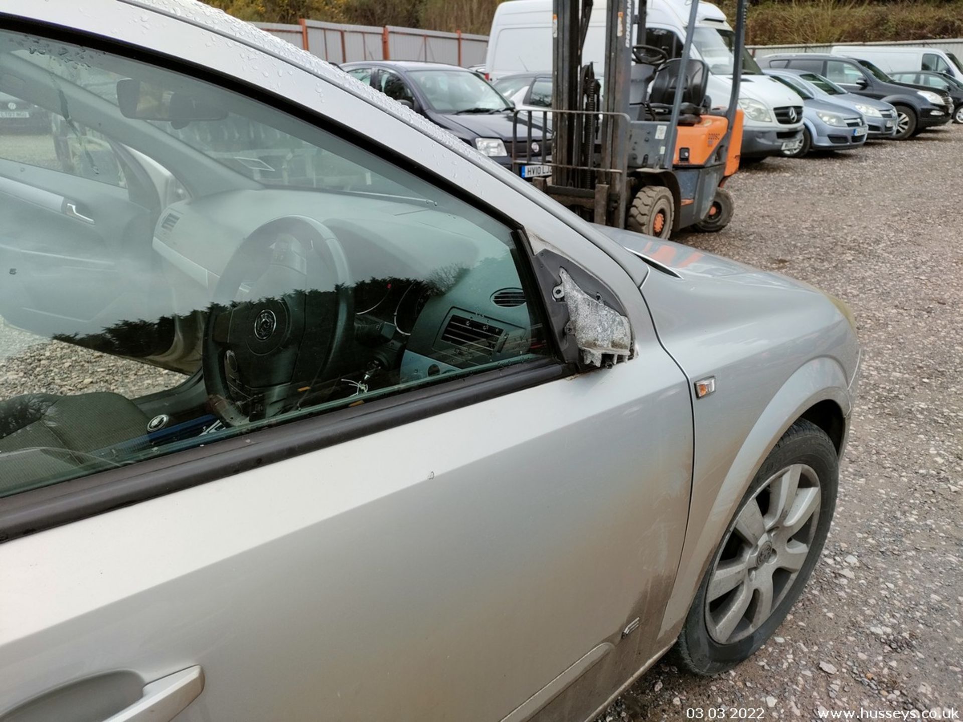 06/55 VAUXHALL ASTRA BREEZE - 1598cc 5dr Hatchback (Silver) - Image 14 of 23