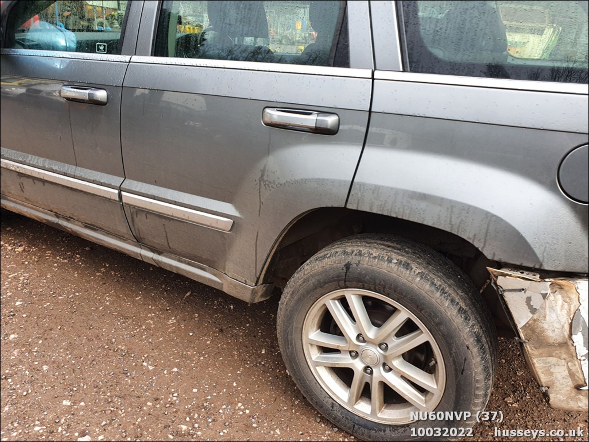 10/60 JEEP G-CHEROKEE OVERLAND CRD A - 2987cc 5dr Estate (Grey, 154k) - Image 37 of 47