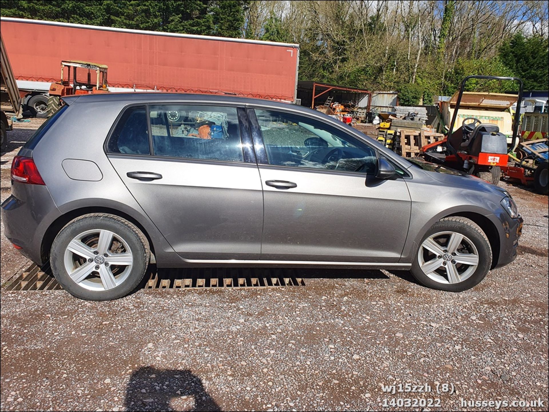 15/15 VOLKSWAGEN GOLF MATCH TDI BMT - 1598cc 5dr Hatchback (Grey, 77k) - Image 9 of 38