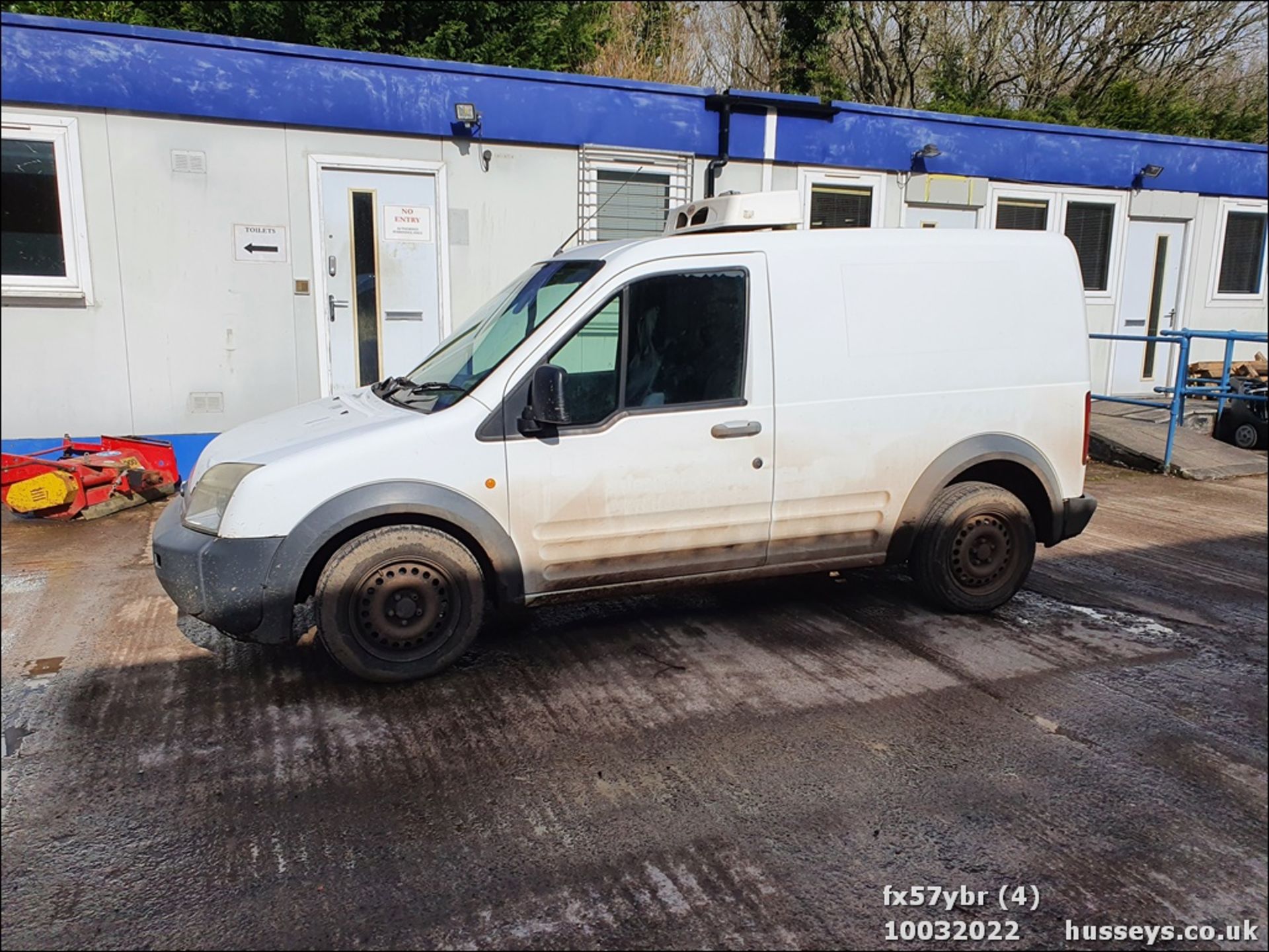 07/57 FORD TRANSIT CONNECT REFRIDGERATED T200 75 - 1753cc 4dr Van (White, 202k) - Image 5 of 22