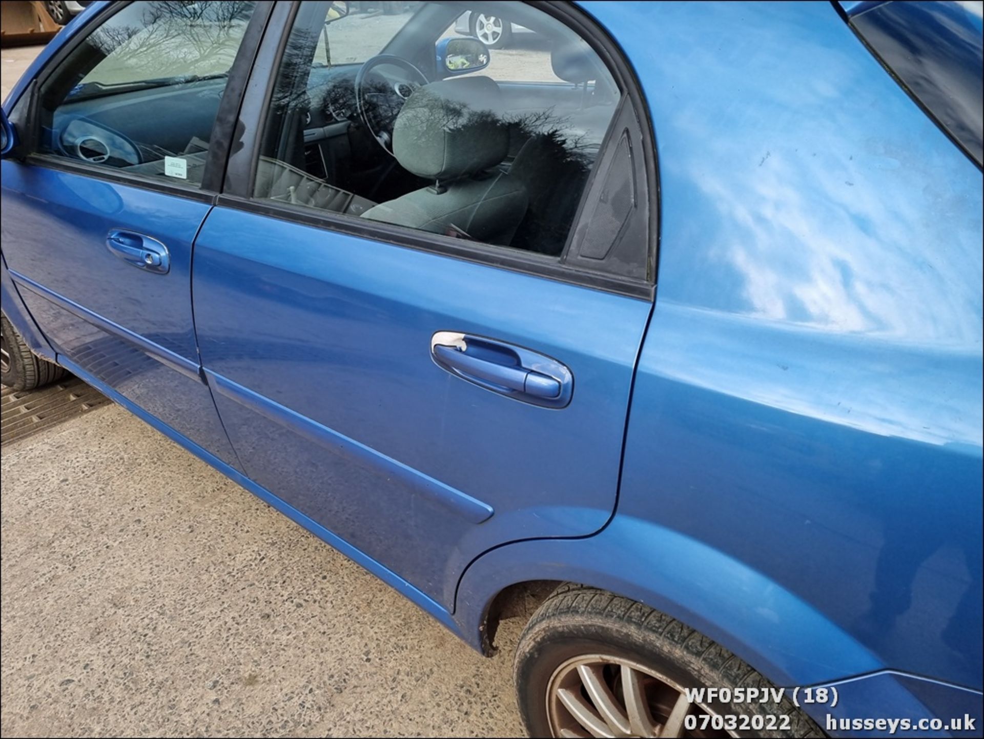 05/05 DAEWOO LACETTI SX - 1598cc 5dr Hatchback (Blue, 80k) - Image 18 of 39